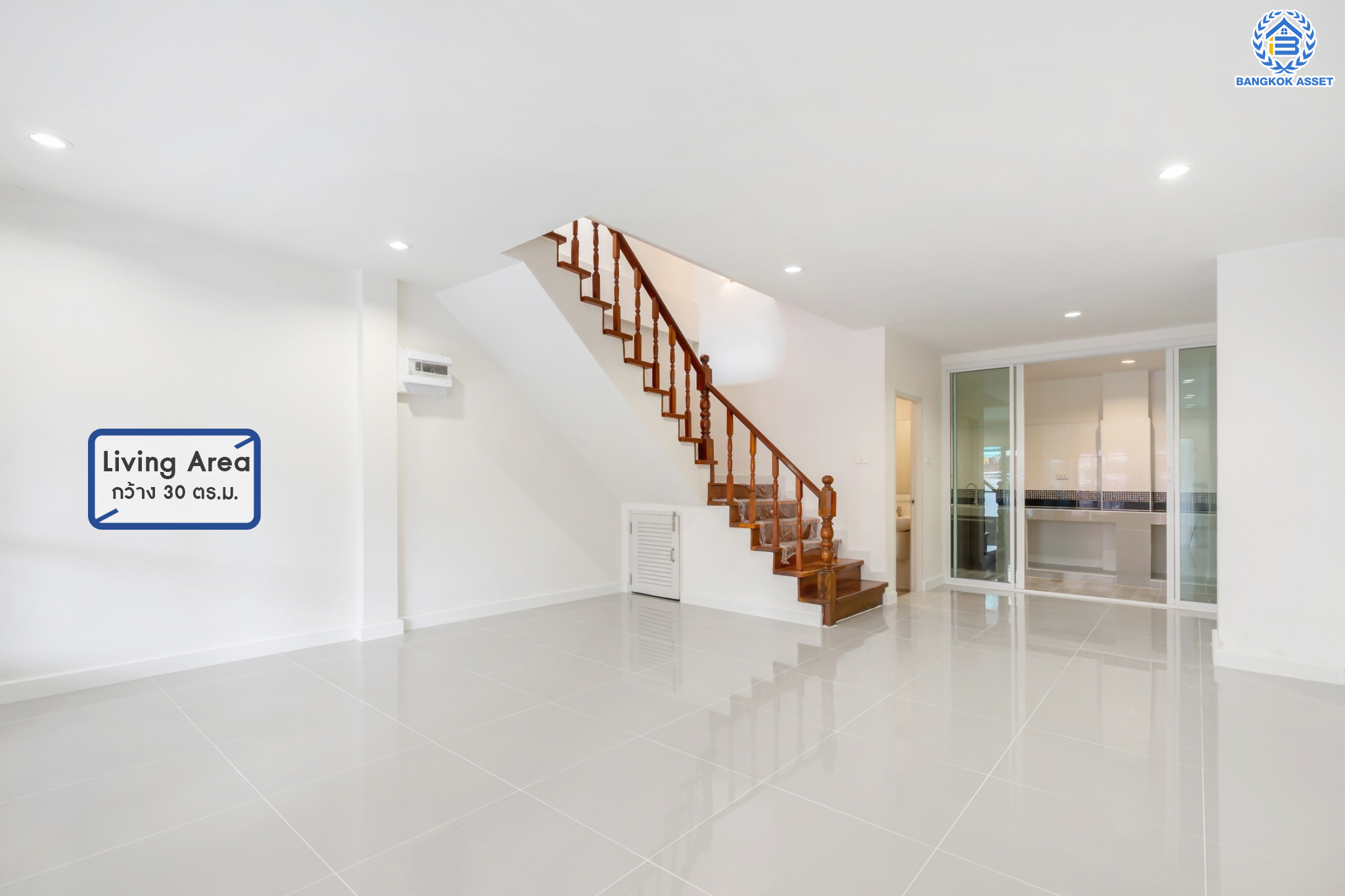 บ้านมือสองตกแต่งใหม่ ม.เจ้าพระยา9 ราชพฤกษ์-รัตนาธิเบศร์ (ใกล้ตลาดเจ้าพระยา) ทาวน์เฮ้าส์ 3 ชั้น เนื้อที่ 18.7 ตร.ว. ฟังก์ชันจัดเต็ม 5 ห้องนอน 3 ห้องน้ำ 1 ที่จอดรถ บนทำเลดีที่สุด เชื่อมต่อถนนเส้นหลัก ทั้ง ถ.ราชพฤกษ์ , ถ.กาญจนาภิเษก และถ.รัตนาธิเบศร์ ใกล้เซ็นทรัลเวสต์เกต และรถไฟฟ้าสายสีม่วง "สถานีบางพลู"