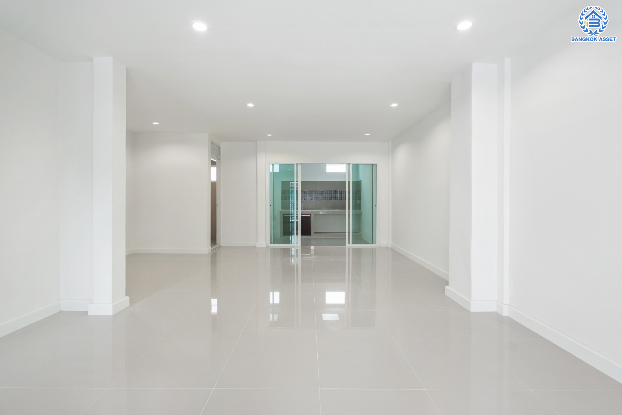 บ้านมือสองตกแต่งใหม่ ทาวน์เฮ้าส์ทำเลโซนเมือง! ม.เกร็ดแก้วการ์เด้น รัตนาธิเบศร์-แคราย ที่สุดของความคุ้ม! เนื้อที่ 24 ตร.ว. ฟังก์ชัน 3 ห้องนอน 2 ห้องน้ำ 1 ที่จอดรถ บนทำเลศักยภาพ ใกล้ทางด่วน "งามวงศ์วาน" เซ็นทรัลรัตนาธิเบศร์ และรถไฟฟ้าสายสีม่วง "สถานีบางกระสอ"…