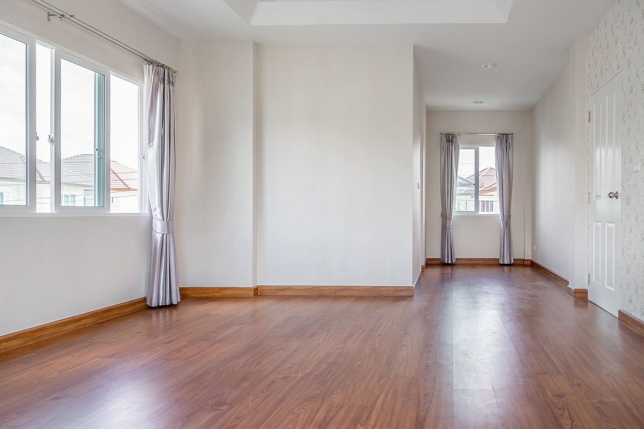 ******บ้านเดี่ยวมือสองนนทบุรี เนื้อที่ 84.1 ตร.ว. ม.เดอะเซ็นโทร รัตนาธิเบศร์ บ้านสวย หลังมุม! ถนนเมน จากแบรนด์ AP ใกล้ส่วนกลาง พื้นที่ใช้สอยกว่า 163 ตร.ม. 2 ที่จอดรถ ไม่เคยเข้าอยู่* บนทำเลสุดสะดวก เชื่อมต่อถ.ราชพฤกษ์ , กาญจนาภิเษก เพียง 4 นาทีถึงรถไฟฟ้าสถานี "บางพลู"