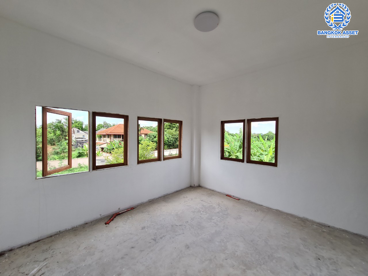 *****ที่ดินพร้อมสิ่งปลูกสร้าง (ศูนย์ดูแลคนชรา) ซ.วัดลาดปลาดุก เนื้อที่ขนาดใหญ่พิเศษ! 802.2 ตร.ว. พื้นที่ใช้สอยกว่า 1,000 ตร.ม. ฟังก์ชัน 4 ห้องนอน 5 ห้องน้ำ 2 ห้องนั่งเล่น พื้นที่กว้างสามารถจอดรถได้เยอะกว่า 10 คัน บนทำเลเดินทางสะดวก เชื่อมต่อ ถ.กาญจนาภิเษก ใกล้รถไฟฟ้าสายสีม่วง "สถานีคลองบางไผ่"