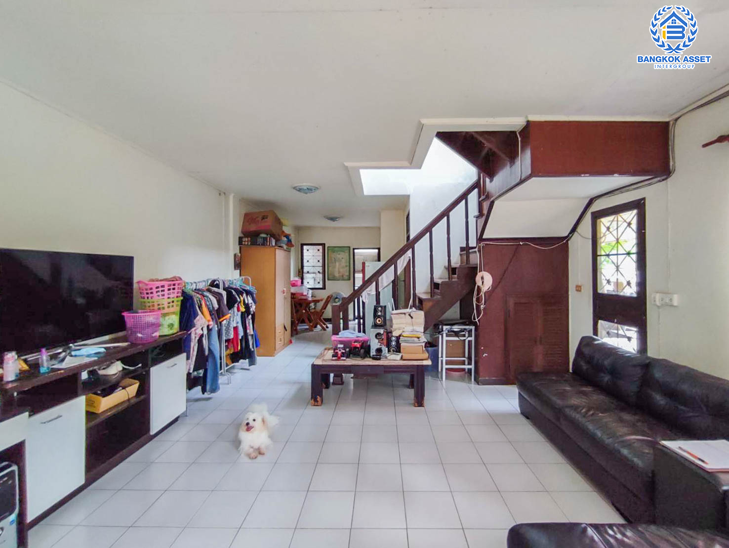 *****ทาวน์เฮ้าส์มือสองย่านนนทบุรี ม.ปาริชาติ ถนน 345 หลังมุม! แบรนด์คุณภาพ L&H บนเนื้อที่กว้างขวางถึง 37 ตร.ว. ฟังก์ชัน 3 ห้องนอน 2 ห้องน้ำ 1 ที่จอดรถ บนทำเลดี เชื่อมต่อถ.สะพานนนทบุรี-บางบัวทอง, ถ.ติวานนท์ ราคาดีมาก รีบจองเลย!