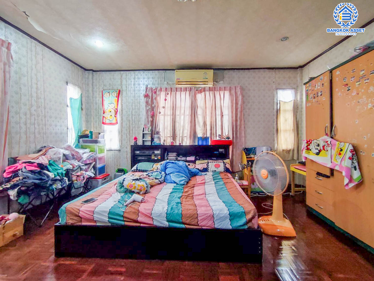 *****ทาวน์เฮ้าส์มือสองย่านนนทบุรี ม.ปาริชาติ ถนน 345 หลังมุม! แบรนด์คุณภาพ L&H บนเนื้อที่กว้างขวางถึง 37 ตร.ว. ฟังก์ชัน 3 ห้องนอน 2 ห้องน้ำ 1 ที่จอดรถ บนทำเลดี เชื่อมต่อถ.สะพานนนทบุรี-บางบัวทอง, ถ.ติวานนท์ ราคาดีมาก รีบจองเลย!