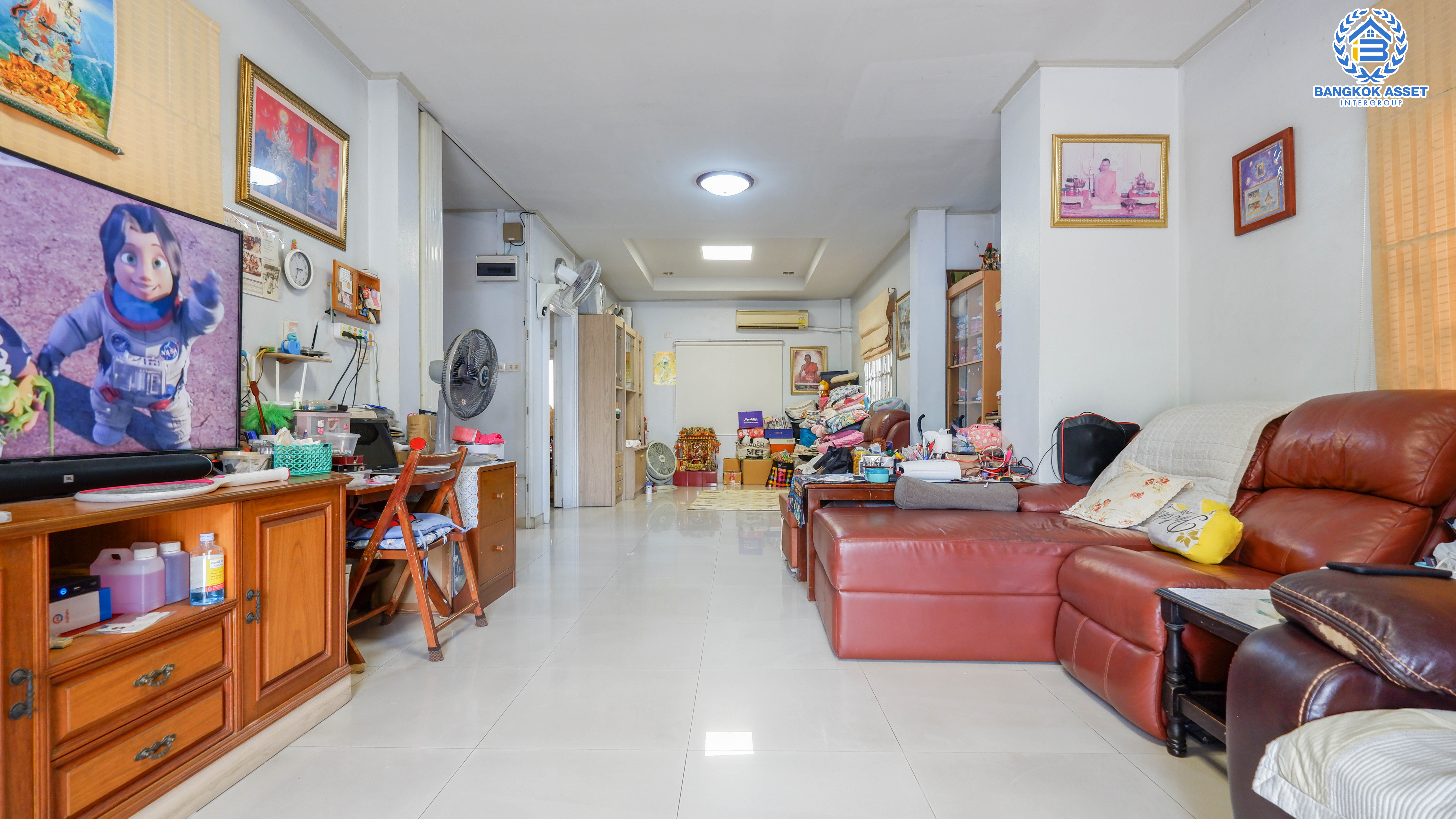 *****บ้านเดี่ยวมือสองย่านนนทบุรี ม.ทวีโชติ2 บางกรวย-ไทรน้อย บนเนื้อที่ 61.2 ตร.ว. ฟังก์ชัน 3ห้องนอน 3 ห้องน้ำ 2 ที่จอดรถ ต่อเติมเต็มทั้งหลัง พร้อมเข้าอยู่ ใกล้รถไฟฟ้าสายสีม่วง "สถานีบางพลู" รายล้อมด้วยสิ่งอำนวยความสะดวกมากมาย