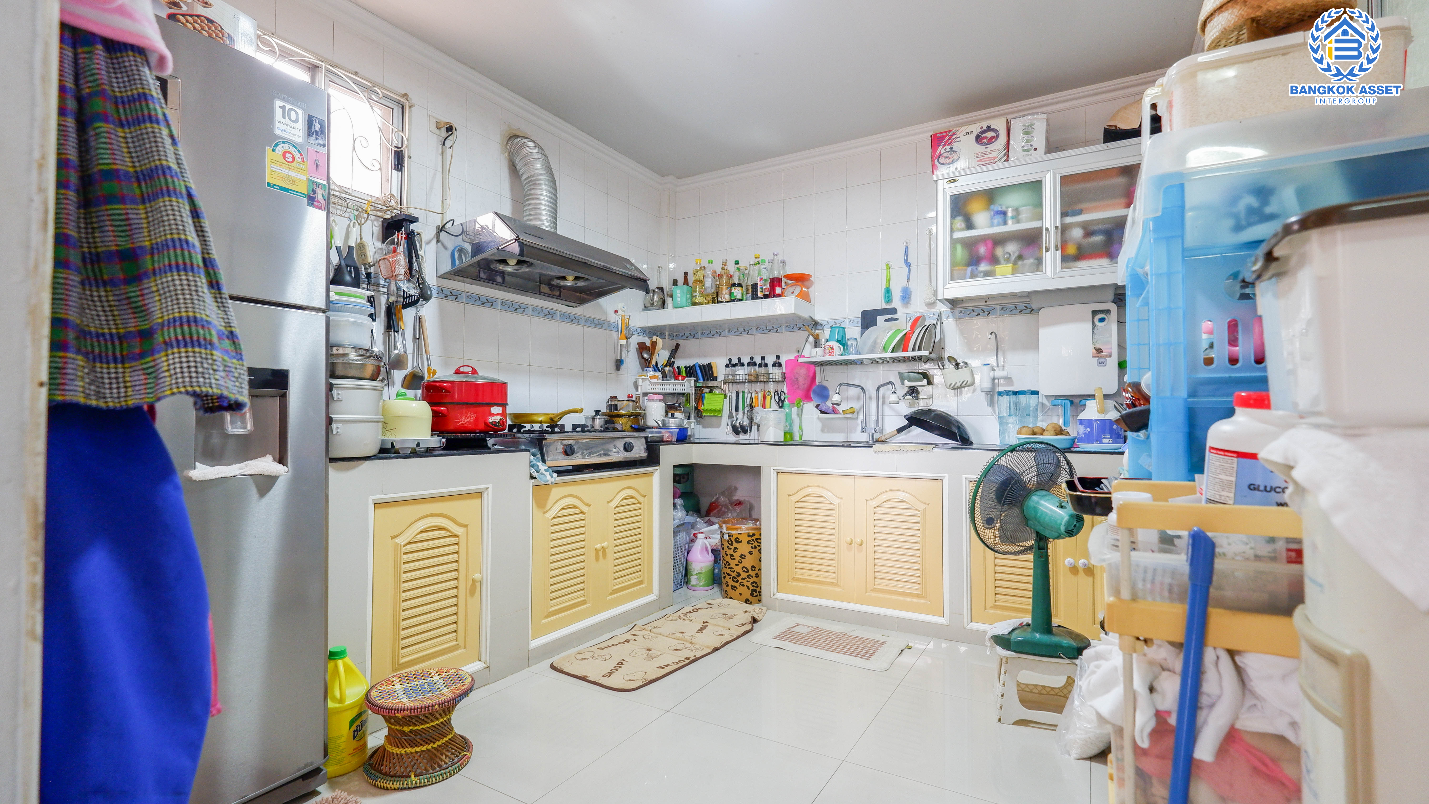 *****บ้านเดี่ยวมือสองย่านนนทบุรี ม.ทวีโชติ2 บางกรวย-ไทรน้อย บนเนื้อที่ 61.2 ตร.ว. ฟังก์ชัน 3ห้องนอน 3 ห้องน้ำ 2 ที่จอดรถ ต่อเติมเต็มทั้งหลัง พร้อมเข้าอยู่ ใกล้รถไฟฟ้าสายสีม่วง "สถานีบางพลู" รายล้อมด้วยสิ่งอำนวยความสะดวกมากมาย