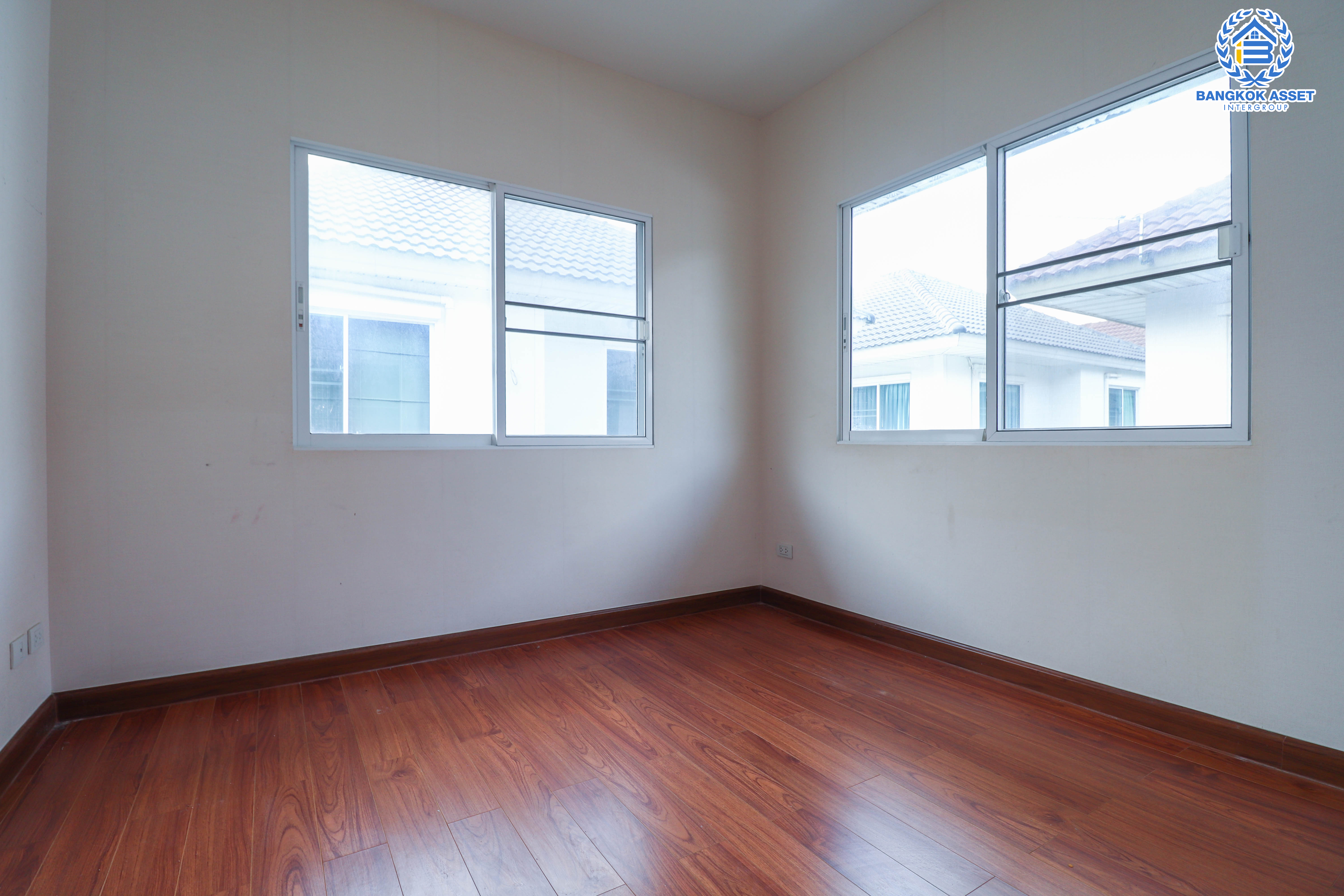 *****บ้านแฝดมือสองนนทบุรี แบรนด์ พร็อพเพอร์ตี้ เพอร์เฟค ม.เพอร์เฟคพาร์ค ราชพฤกษ์ หลังใหญ่ต่อเติมครบ! พร้อมอยู่ เนื้อที่ 39.6 ตร.ว. ฟังก์ชันครบ! 3 ห้องนอน 2 ห้องน้ำ 2 ที่จอดรถ และครัวเคาน์เตอร์พร้อมใช้งาน บนทำเลโซนเมือง ติดถ.ราชพฤกษ์ ใกล้วงเวียนพระรามห้า, รถไฟฟ้า "สถานีบางรักใหญ่" และทางด่วน "ศรีรัช"