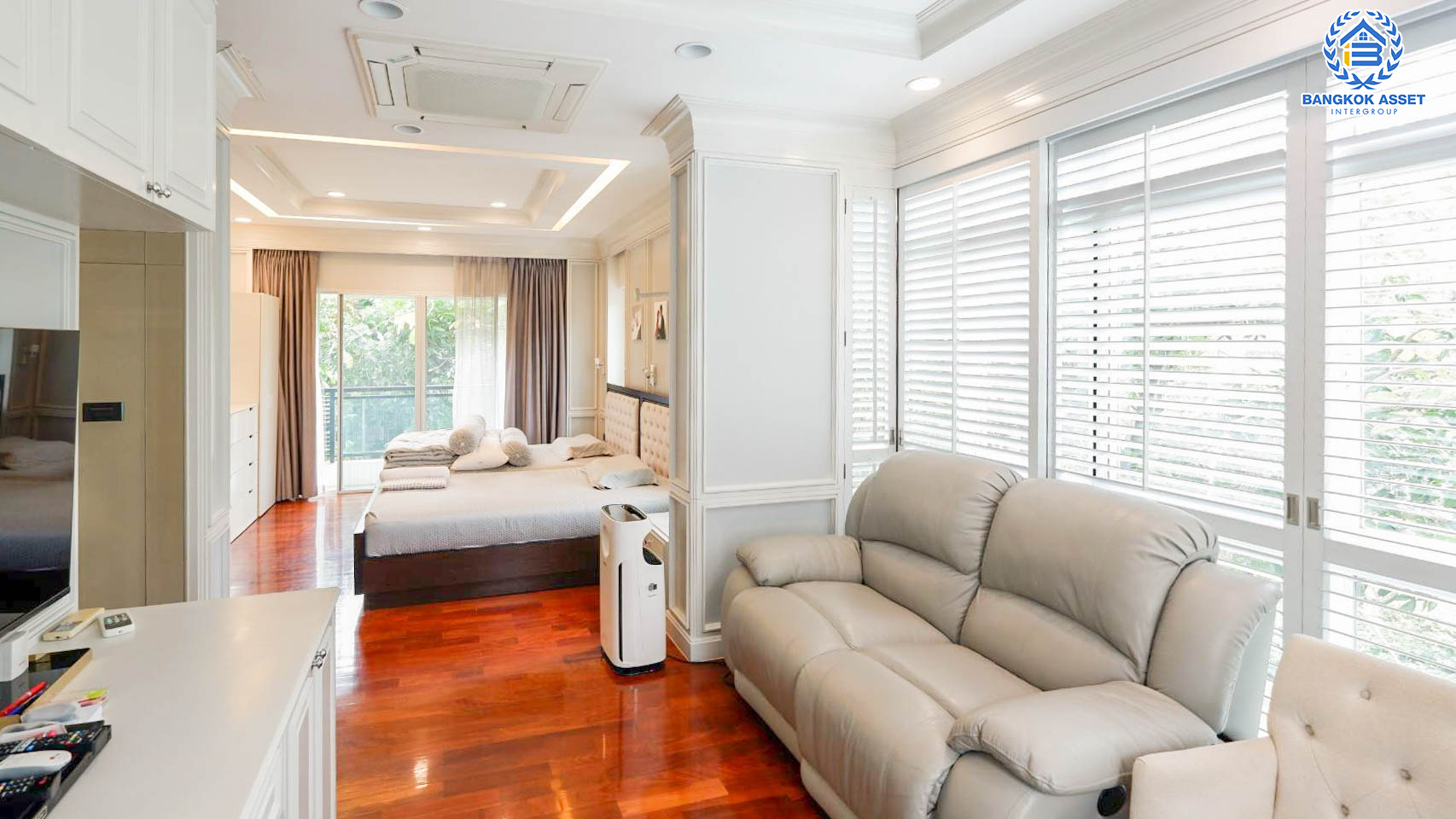 *****บ้านเดี่ยวมือสองย่านนนทบุรีฯ ม.บางกอกบูเลอวาร์ด สาทร-ปิ่นเกล้า เนื้อที่กว้างขวางมากถึง 72.5 ตร.ว.  คุณภาพแบรนด์ AC ASSET ฟังก์ชัน 4 ห้องนอน 4 ห้องน้ำ ที่จอดรถ 3 คัน บ้านหลังใหญ่ บนทำเลแห่งการเดินทาง ใกล้จุดขึ้นลงทางด่วน "ตลิ่งชัน"