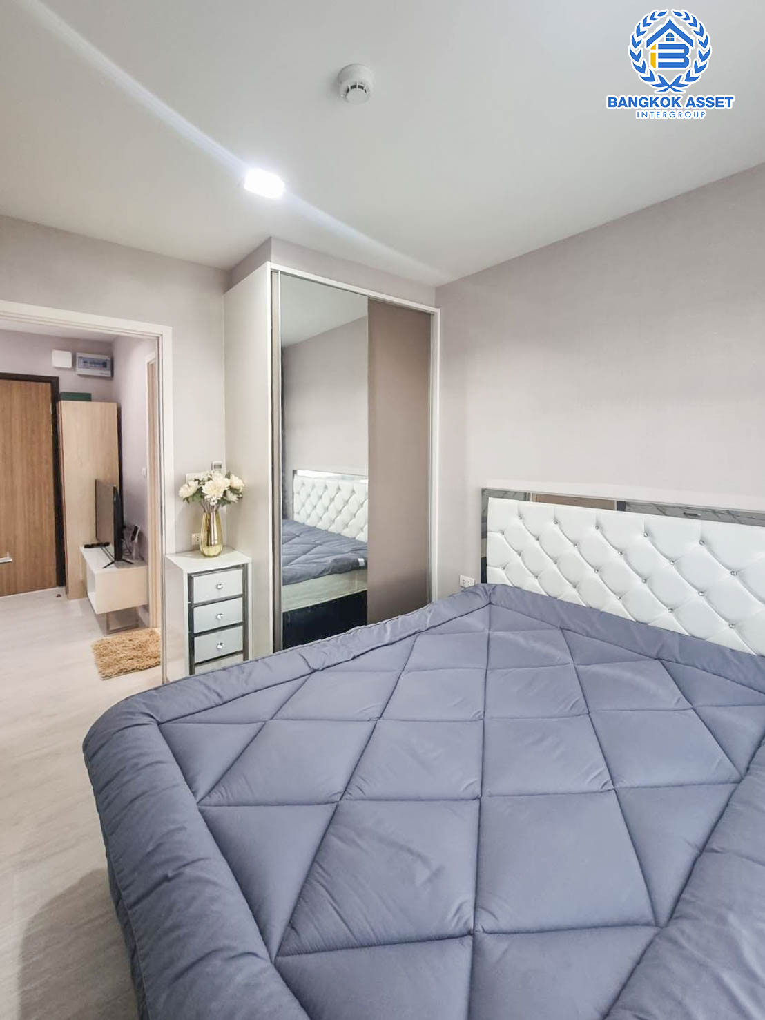 *****คอนโดมือสองย่านกรุงเทพฯ เมโทร ลักซ์ เกษตร เนื้อที่ 28.17 ตร.ว.  ฟังก์ชัน 1 ห้องนอน 1 ห้องน้ำ ที่จอดรถ 1 คัน ใกล้รถไฟฟ้าสายสีเขียว "สถานีมหาวิทยาลัยเกษตรศาสตร์" และทางด่วน "เกษตรนวมินทร์"