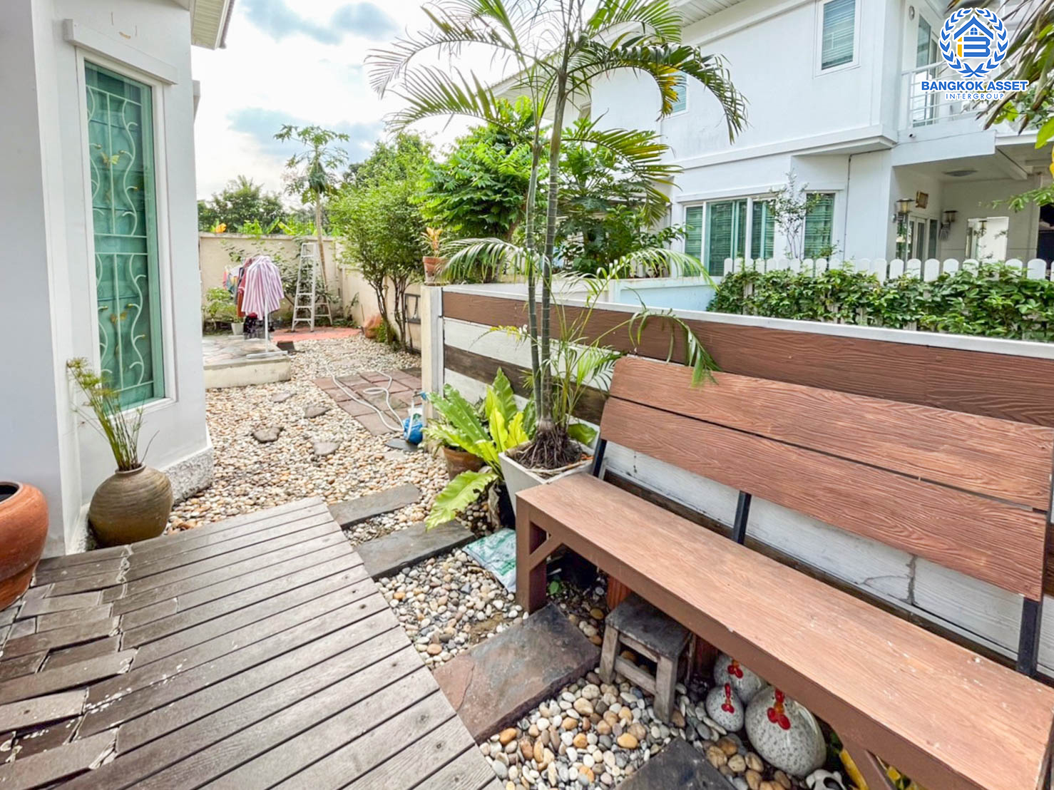 *****บ้านแฝดมือสองย่านนนทบุรีฯ ม.เพอร์เฟคเพลส รัตนาธิเบศร์ เนื้อที่กว้างขวางมากถึง 44.40 ตร.ว. จากแบรนด์ Perfect Property ฟังก์ชัน 3 ห้องนอน 2 ห้องน้ำ ที่จอดรถ 2 คัน แถมฟรี! เครื่องปรับอากาศ 2 เครื่อง พื้นที่ส่วนกลางครบ ตั้งอยู่บนทำเลแห่งการเดินทาง ใกล้รถไฟฟ้าสายสีม่วง "สถานีไทรม้า"