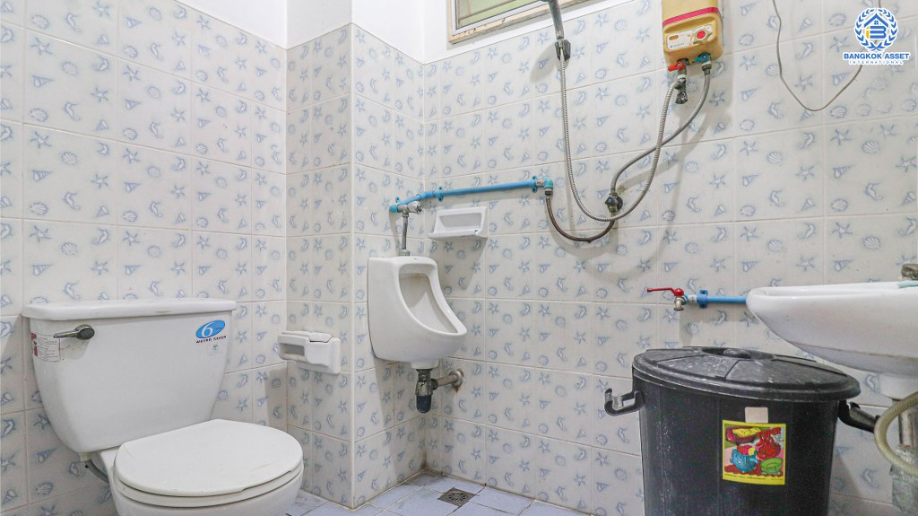 *****ทาวน์เฮ้าส์มือสองนนทบุรี ม.บัวทองธานีพาร์ควิลล์5 บางบัวทอง เนื้อที่ 21 ตร.ว. ต่อเติมเต็ม ฟังก์ชัน 4 ห้องนอน 2 ห้องนอน จอดรถได้ 1 คัน เข้า-ออกได้หลายเส้นทาง ถ.กาญจนาภิเษก, ถ.บางกรวย-ไทรน้อย, ถ.ราชพฤกษ์, ถ.ชัยพฤกษ์ ใกล้รถไฟฟ้าสายสีม่วง "สถานีบางพลู" และเซ็นทรัลเวสต์เกต