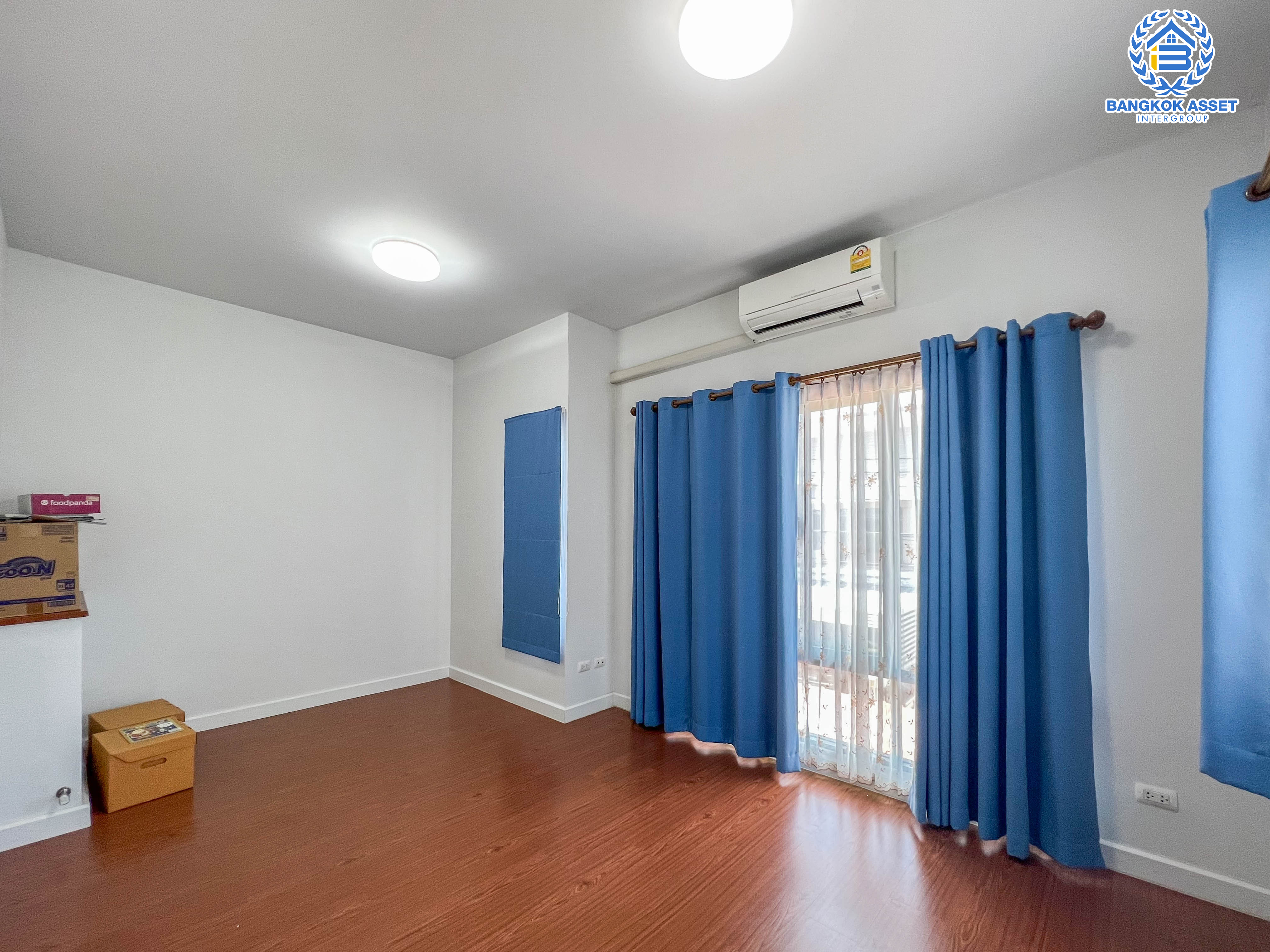 *****ทาวน์เฮ้าส์มือสองย่านนนทบุรี ม.โมดิวิลล่า ปิ่นเกล้า-วงแหวนฯ #หลังมุม เนื้อที่กว้างขวางถึง 28.1 ตร.ว. ฟังก์ชัน 3 ห้องนอน 2 ห้องน้ำ 2 ที่จอดรถ บ้านสภาพพร้อมอยู่ แถมฟรี! 3 เครื่องปรับอากาศ และเครื่องทำน้ำอุ่น 1 เครื่อง บนทำเลดี เชื่อมต่อหลายเส้นทาง ถ.กาญจนาฯ, ถ.บรมราชชนนี ใกล้ทางด่วน "ศรีรัช"...