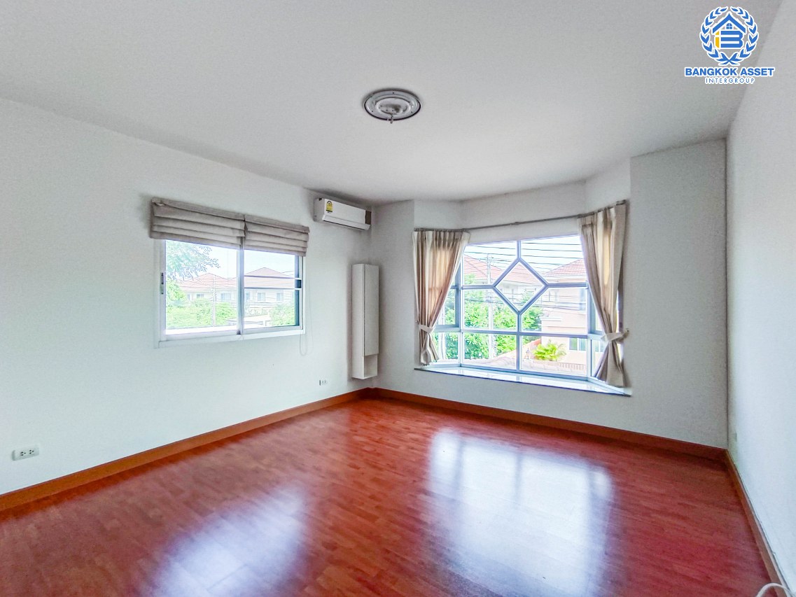 *****บ้านเดี่ยวมือสอง ม.ศุภาลัยการ์เด้นวิลล์ ติวานนท์-ปทุมธานี เนื้อที่กว้างขวางมากถึง 56.70 ตร.ว. ฟังก์ชัน 3 ห้องนอน 3 ห้องน้ำ ที่จอดรถ 2 คันบ้านสภาพสวย ต่อเติมครบพร้อมเข้าอยู่ โครงการตั้งบนทำเลเดินทางสะดวก เชื่อมต่อถนนสะพานนนทบุรี-บางบัวทอง ถนน307 และทางด่วน "ศรีสมาน" จองเลย!