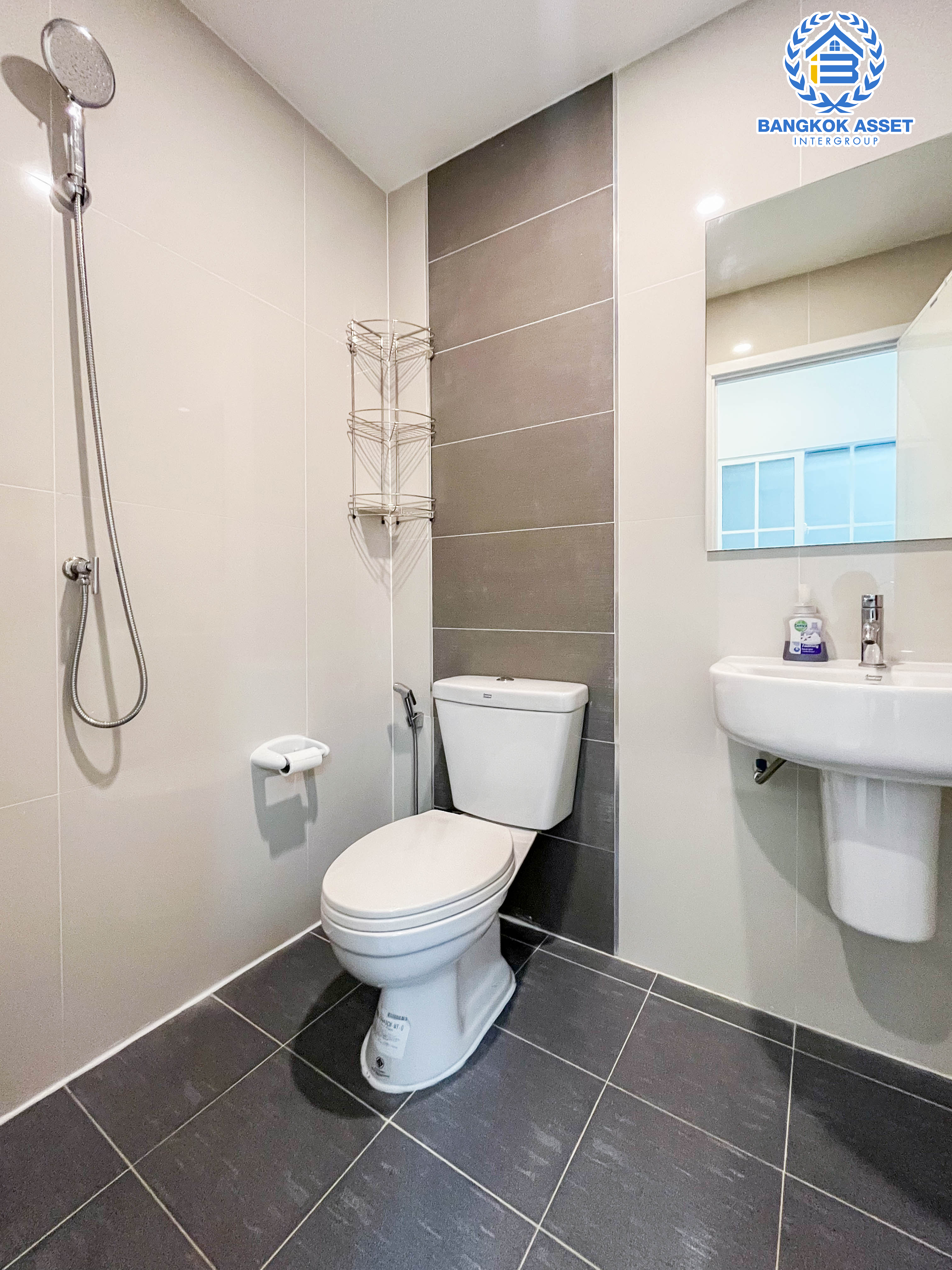 ทาวน์เฮ้าส์มือสองย่านนนทบุรี ม.กัสโต้ ราชพฤกษ์-พระราม5 บนเนื้อที่ 24.3 ตร.ว. ฟังก์ชัน 3 ห้องนอน 2 ห้องน้ำ 2 ที่จอดรถ บนทำเลยอดเยี่ยม เพียงไม่ถึง 15 นาทีก็ถึงรถไฟฟ้าสายสีม่วง "สถานีแยกติวานนท์" ใกล้เซ็นทรัล รัตนาธิเบศร์ และทางด่วน "ศรีรัช"...