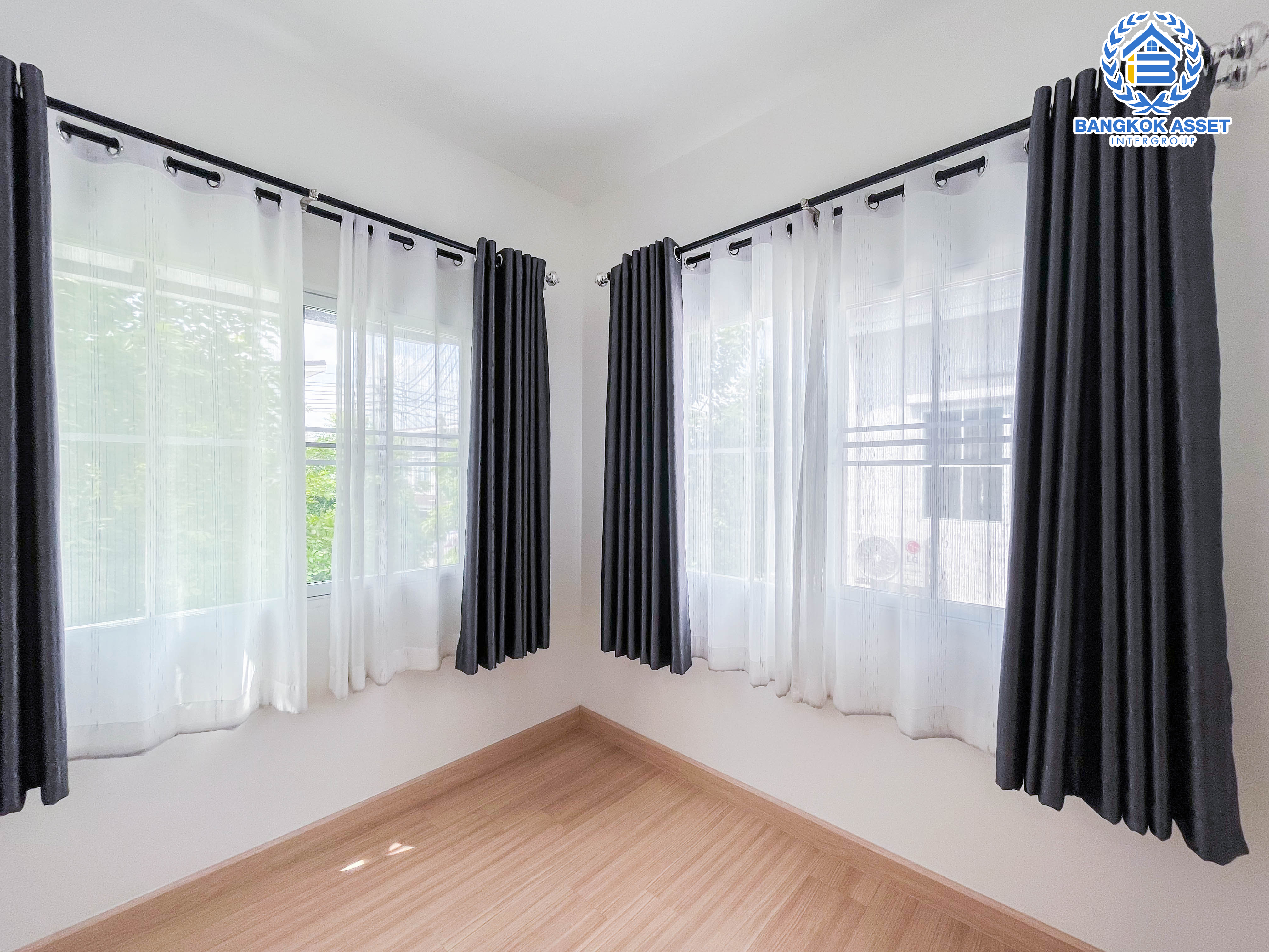 ทาวน์เฮ้าส์มือสองย่านนนทบุรี ม.กัสโต้ ราชพฤกษ์-พระราม5 บนเนื้อที่ 24.3 ตร.ว. ฟังก์ชัน 3 ห้องนอน 2 ห้องน้ำ 2 ที่จอดรถ บนทำเลยอดเยี่ยม เพียงไม่ถึง 15 นาทีก็ถึงรถไฟฟ้าสายสีม่วง "สถานีแยกติวานนท์" ใกล้เซ็นทรัล รัตนาธิเบศร์ และทางด่วน "ศรีรัช"...