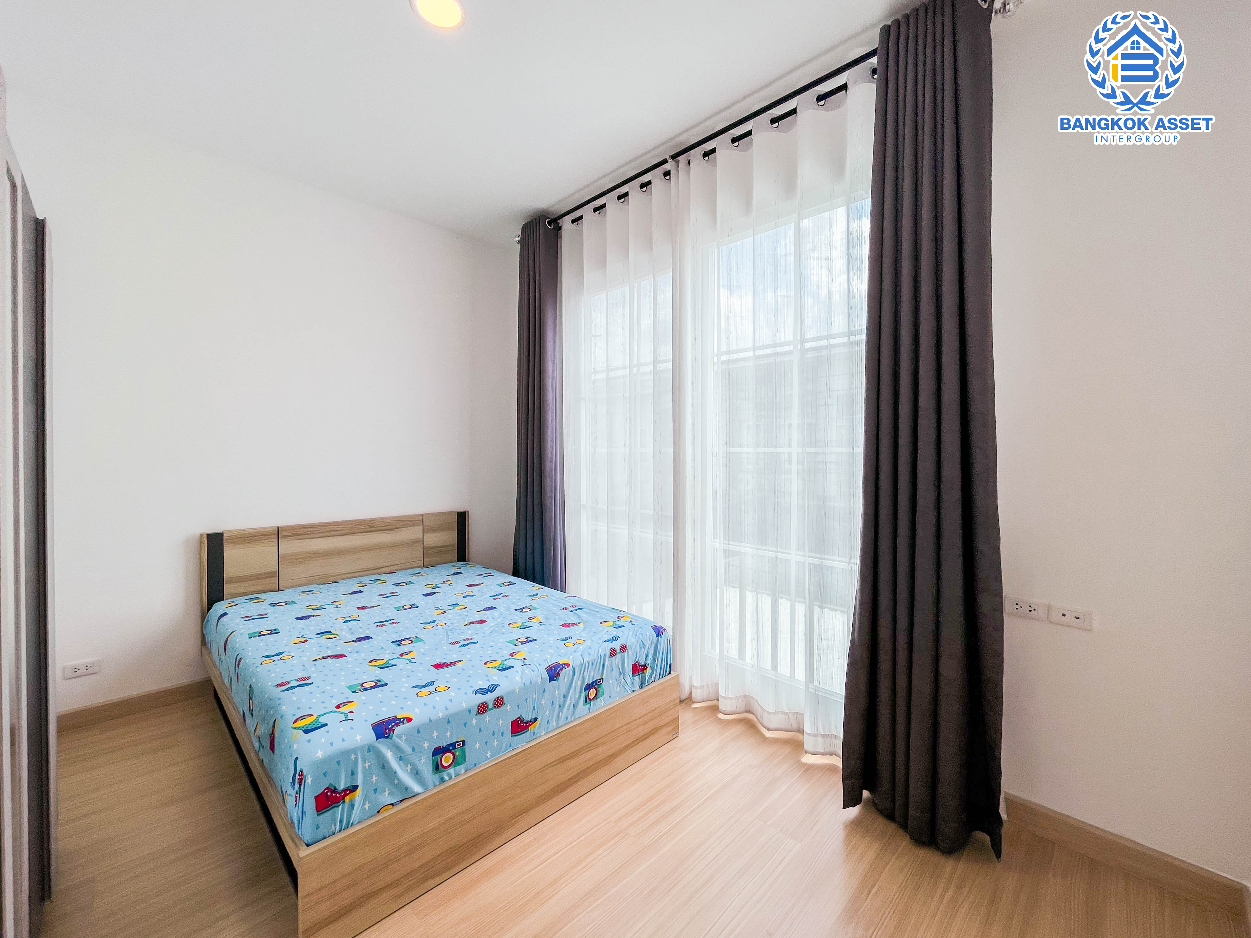 ทาวน์เฮ้าส์มือสองย่านนนทบุรี ม.กัสโต้ ราชพฤกษ์-พระราม5 บนเนื้อที่ 24.3 ตร.ว. ฟังก์ชัน 3 ห้องนอน 2 ห้องน้ำ 2 ที่จอดรถ บนทำเลยอดเยี่ยม เพียงไม่ถึง 15 นาทีก็ถึงรถไฟฟ้าสายสีม่วง "สถานีแยกติวานนท์" ใกล้เซ็นทรัล รัตนาธิเบศร์ และทางด่วน "ศรีรัช"...