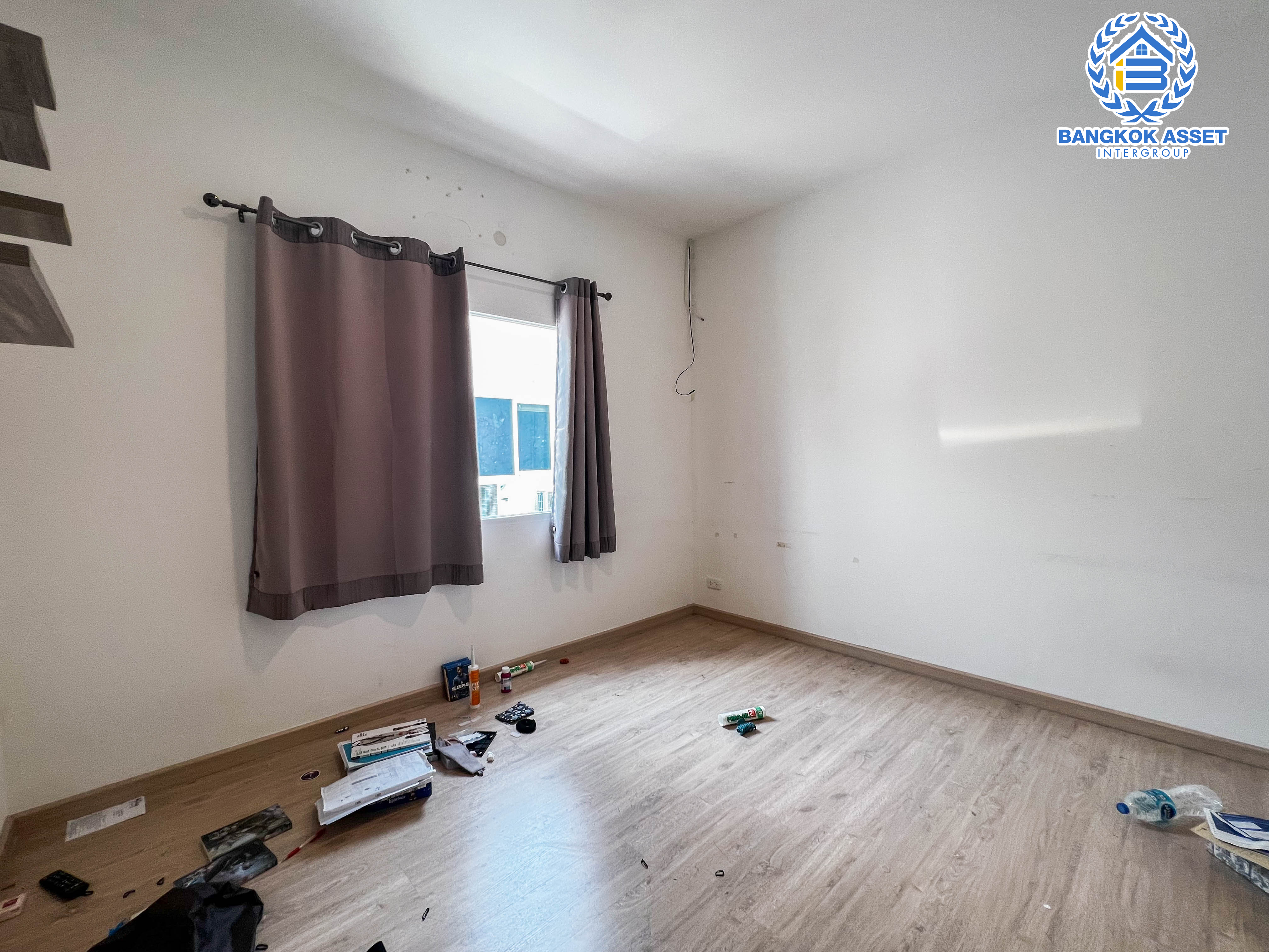 *****ทาวน์เฮ้าส์มือสอง นนทบุรี ม.คาซ่าซิตี้ พระราม5-ปิ่นเกล้า คุณภาพแบรนด์ Q.House บนเนื้อที่ 16 ตร.ว. ฟังก์ชัน 3 ห้องนอน 2 ห้องน้ำ 1 ที่จอดรถ บ้านสภาพสวยมาก แถมฟรี! เครื่องปรับอากาศ พร้อมเข้าอยู่ได้เลย เชื่อมต่อถนนราชพฤกษ์, ถนนนครอินทร์, ถนนพระราม5 ใกล้รถไฟฟ้าสายสีแดง "สถานีบางบำหรุ"