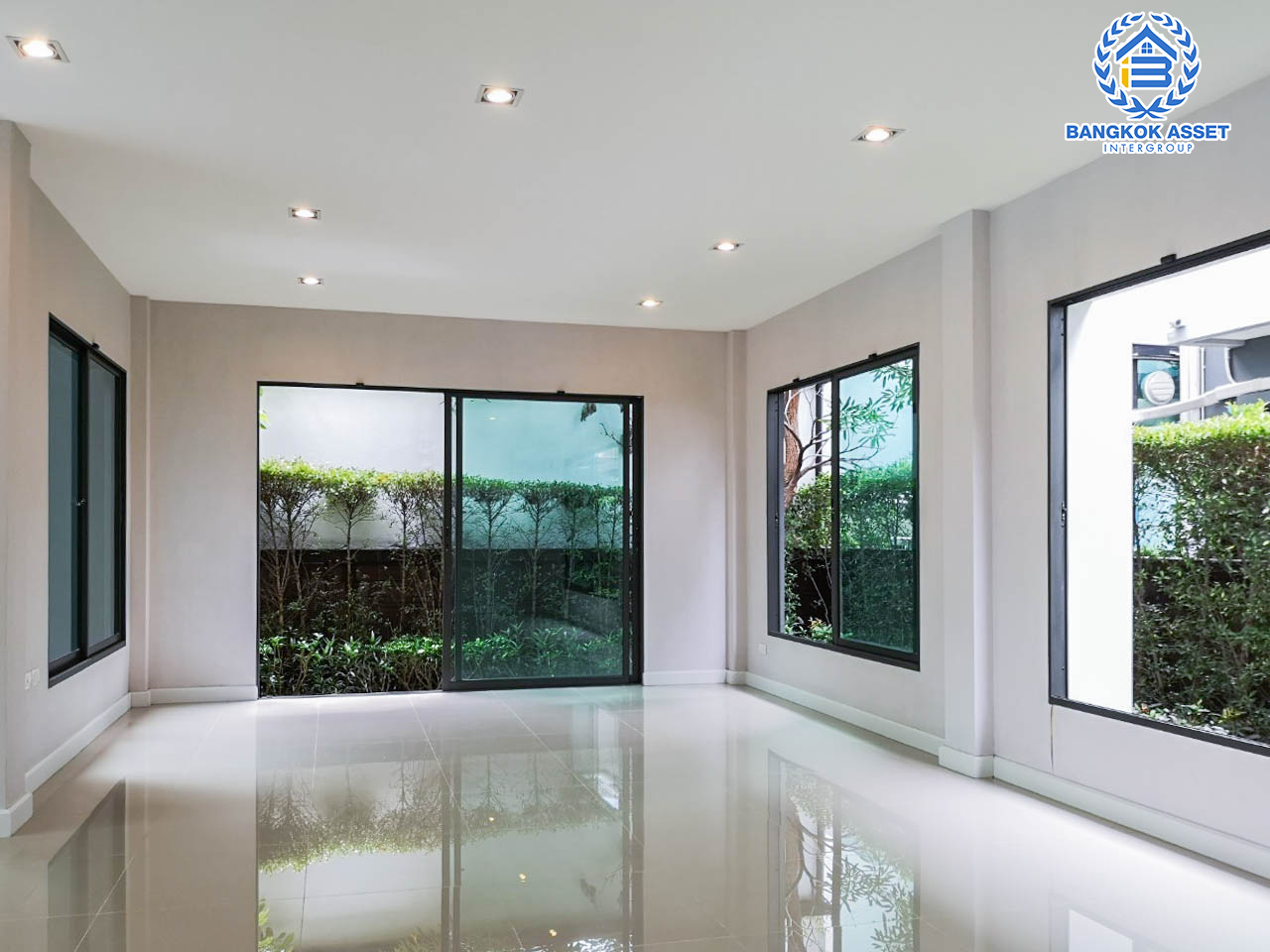 *****บ้านเดี่ยวมือสองสมุทรสาคร ม.แกรนดิโอ พระราม2 เนื้อที่กว้างขวางเกือบ 81 ตร.ว. ฟังก์ชันจัดเต็ม 5 ห้องนอน 5 ห้องน้ำ 4 ที่จอดรถ บรรยากาศร่มรื่น เงียบสงบ ทำเลเข้าเมืองสะดวกสบาย เชื่อมต่อ ถ.กาญจนาภิเษก, ถ.เอกชัย-บางบอน