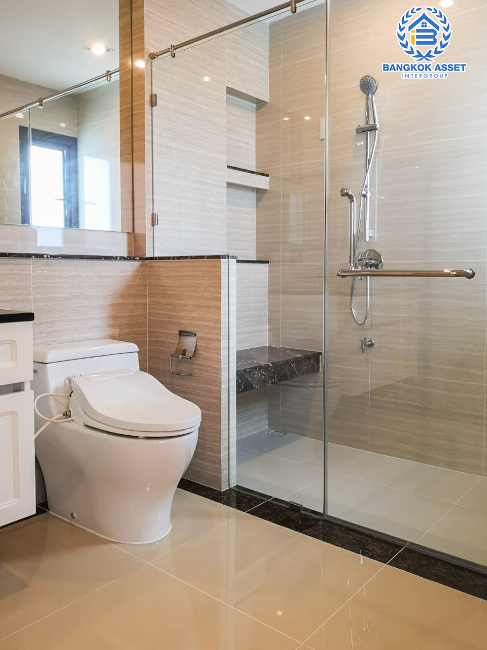 *****บ้านเดี่ยวมือสองสมุทรสาคร ม.แกรนดิโอ พระราม2 เนื้อที่กว้างขวางเกือบ 81 ตร.ว. ฟังก์ชันจัดเต็ม 5 ห้องนอน 5 ห้องน้ำ 4 ที่จอดรถ บรรยากาศร่มรื่น เงียบสงบ ทำเลเข้าเมืองสะดวกสบาย เชื่อมต่อ ถ.กาญจนาภิเษก, ถ.เอกชัย-บางบอน