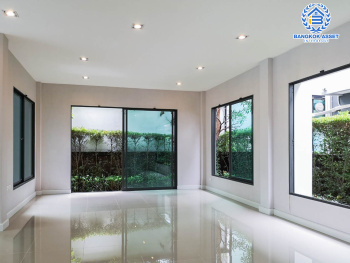 *****บ้านเดี่ยวมือสองสมุทรสาคร ม.แกรนดิโอ พระราม2 เนื้อที่กว้างขวางเกือบ 81 ตร.ว. ฟังก์ชันจัดเต็ม 5 ห้องนอน 5 ห้องน้ำ 4 ที่จอดรถ บรรยากาศร่มรื่น เงียบสงบ ทำเลเข้าเมืองสะดวกสบาย เชื่อมต่อ ถ.กาญจนาภิเษก, ถ.เอกชัย-บางบอน