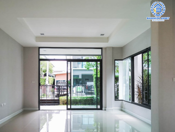 *****บ้านเดี่ยวมือสองสมุทรสาคร ม.แกรนดิโอ พระราม2 เนื้อที่กว้างขวางเกือบ 81 ตร.ว. ฟังก์ชันจัดเต็ม 5 ห้องนอน 5 ห้องน้ำ 4 ที่จอดรถ บรรยากาศร่มรื่น เงียบสงบ ทำเลเข้าเมืองสะดวกสบาย เชื่อมต่อ ถ.กาญจนาภิเษก, ถ.เอกชัย-บางบอน