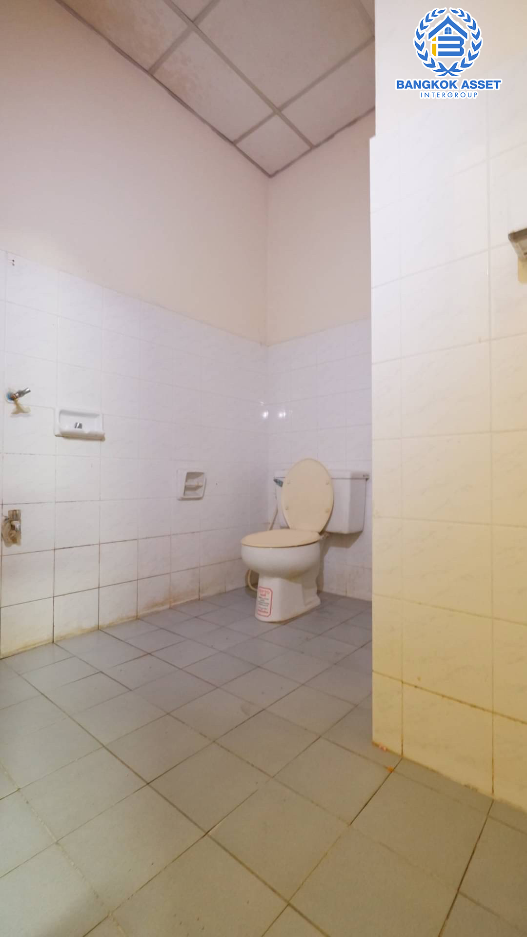 ทาวน์เฮ้าส์มือสองนนทบุรี ม.เพชรเกษร ติวานนท์ เนื้อที่ 19 ตร.ว. ฟังก์ชัน 3 ห้องนอน 2 ห้องน้ำ 1 ที่จอดรถ บนทำเลเมืองนนทบุรี ใกล้เซ็นทรัลรัตนาธิเบศร์ , เอสพลานาด แคราย และรถไฟฟ้าสายสีชมพู "สถานีสามัคคี" ขายถูกสุดในโครงการ!