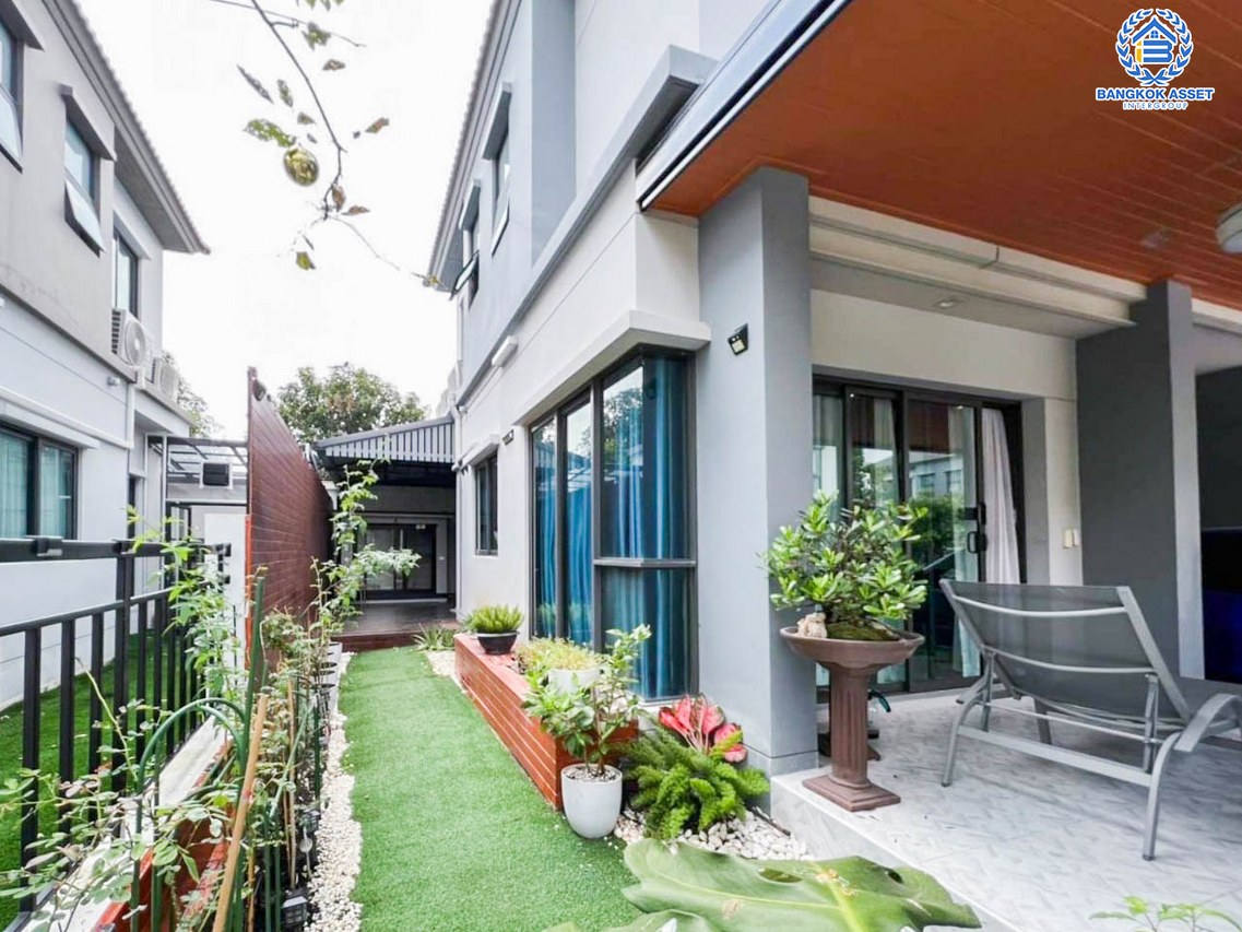 *****บ้านแฝดมือสองนนทบุรี ม.เวนิว พระราม5-2 เนื้อที่ 39.2 ตร.ว. ฟังก์ชัน 3 ห้องนอน 3 ห้องน้ำ 2 ที่จอดรถ บนทำเลเยี่ยม เพียง 12 นาทีก็ถึงรถไฟฟ้าสายสีม่วง "สถานีแยกติวานนท์" ใกล้ทางด่วน "ศรีรัช วงแหวน" จองเลย!