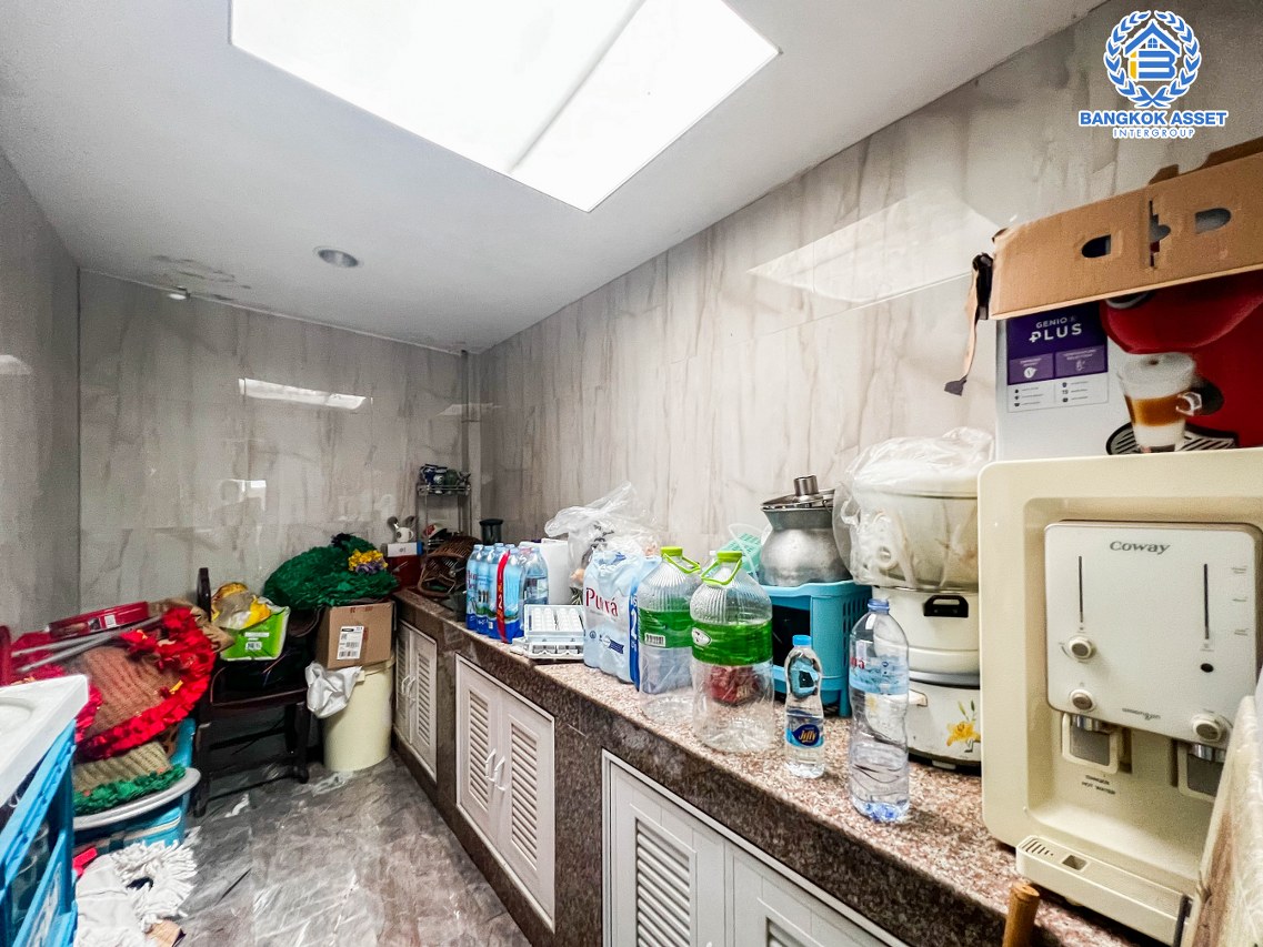 *****บ้านแฝดมือสองกรุงเทพฯ ม.สัณห์ติสุข สรงประภา #หลังมุม เนื้อที่มากถึง 51 ตร.ว. ฟังก์ชัน 4 ห้องนอน 3 ห้องน้ำ 1 ที่จอดรถ ต่อเติมเต็มพื้นที่ แถมฟรี! 6 เครื่องปรับอากาศ บนทำเลดี ใกล้รถไฟฟ้าสายสีแดง "สถานีดอนเมือง"