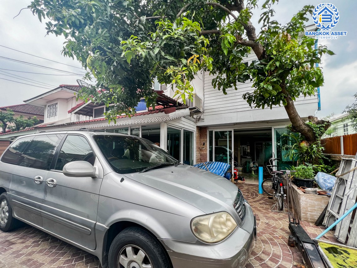 *****บ้านแฝดมือสองกรุงเทพฯ ม.สัณห์ติสุข สรงประภา #หลังมุม เนื้อที่มากถึง 51 ตร.ว. ฟังก์ชัน 4 ห้องนอน 3 ห้องน้ำ 1 ที่จอดรถ ต่อเติมเต็มพื้นที่ แถมฟรี! 6 เครื่องปรับอากาศ บนทำเลดี ใกล้รถไฟฟ้าสายสีแดง "สถานีดอนเมือง"