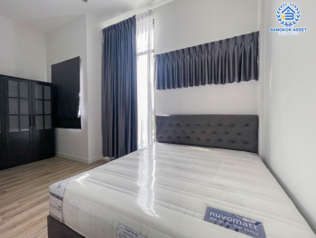 *****ทาวน์เฮ้าส์มือสอง ม.เวิร์ฟ พระราม9 คุณภาพจากแบรนด์ SC Asset เนื้อที่กว้าง 19.40  ตร.ว. ฟังก์ชัน 2 ห้องนอน 2 ห้องน้ำ 2 ที่จอดรถ ภายในสภาพสวย ต่อเติมครัวพร้อมเข้าอยู่ได้ทันที โครงการตั้งบนทำเลดี เชื่อมต่อถนนรามคำแหง, ถนนศรีนครินทร์-ร่มเกล้า จองเลย!