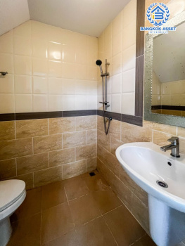 *****ทาวน์โฮมมือสองนนทบุรี ม.โกลเด้นซิตี้ ปิ่นเกล้า-จรัญสนิทวงศ์ เนื้อที่มากถึง 22.6 ตร.ว. ฟังก์ชัน 5 ห้องนอน 4 ห้องน้ำ 2 ที่จอดรถ บ้านสภาพใหม่ สวยงาม ของแถมเพียบ พร้อมอยู่ บนทำเลเยี่ยม ใกล้รถไฟฟ้าสายสีแดงอ่อน "สถานีบางบำหรุ" และทางด่วน "ศรีรัช"