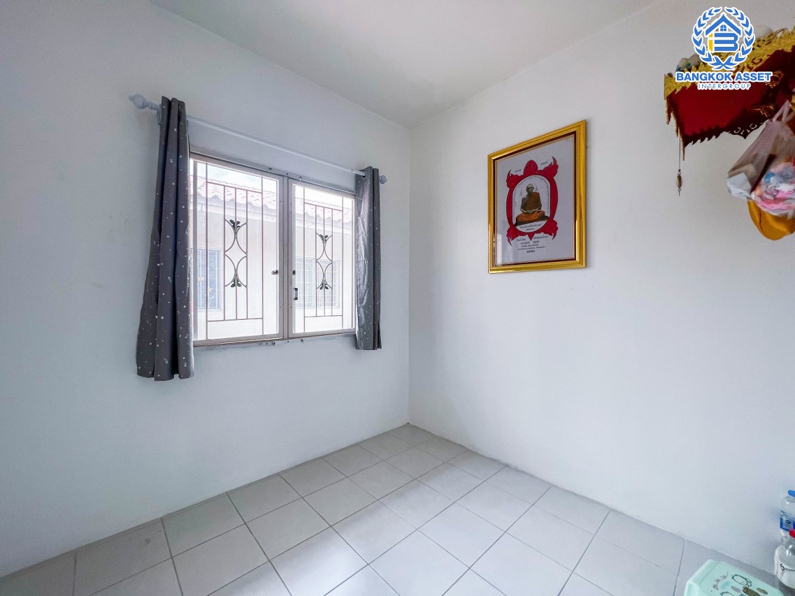 *****ทาวน์เฮ้าส์มือสองนนทบุรี ม.พฤกษา 45 กาญจนาภิเษก เนื้อที่ 16 ตร.ว. ฟังก์ชัน 3 ห้องนอน 2 ห้องน้ำ 1 ที่จอดรถ บ้านสภาพดี บนทำเลเดินทางสะดวก ใกล้รถไฟฟ้าสายสีม่วง  "สถานีคลองบางไผ่" และเซ็นทรัลเวสต์เกต จองด่วน!