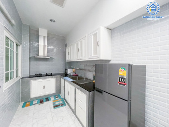 *****ทาวน์เฮ้าส์มือสองนนทบุรี ม.โกลเด้นทาวน์2 ปิ่นเกล้า-จรัญสนิทวงศ์ เนื้อที่ 18.5 ตร.ว. ฟังก์ชัน 4 ห้องนอน 2 ห้องน้ำ 1 ที่จอดรถ แถมฟรี! 3 เครื่องปรับอากาศ และเฟอร์นิเจอร์ บ้านใหม่สภาพดี ใกล้รถไฟฟ้าสายสีแดง "สถานีบางบำหรุ" และจุดขึ้นทางด่วน