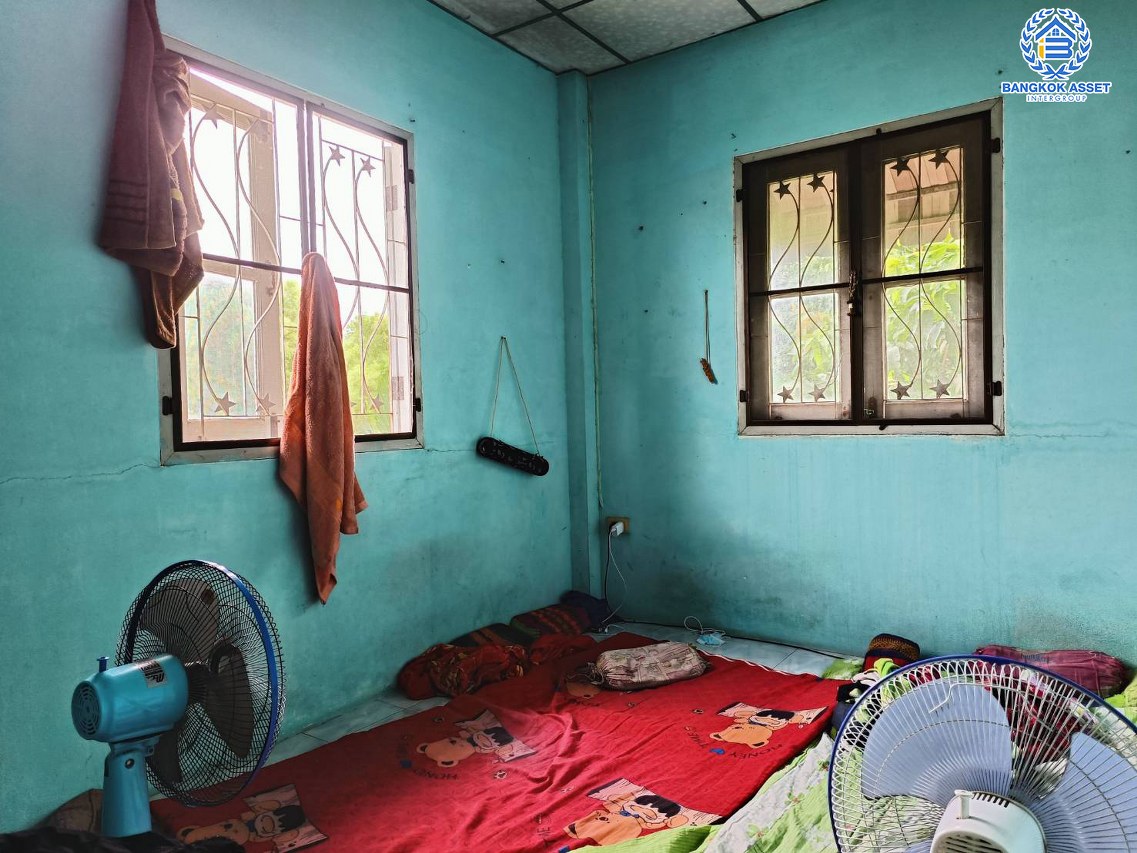 *****ทาวน์เฮ้าส์มือสอง นนทบุรี ม.บัวทองธานี พาร์ควิลล์3 ราชพฤกษ์ #หลังมุม เนื้อที่ 35.20 ตร.ว. ต่อเติมเต็ม ฟังก์ชัน 3 ห้องนอน 2 ห้องนอน จอดรถได้ 1 คัน หากกำลังมองหาบ้านเพื่อนำไปรีโนเวท ถือว่าคุ้มทั้งราคา และทำเล! เข้า-ออกได้หลายเส้นทางถนนบางกรวย-ไทรน้อย, ถนนราชพฤกษ์, ถนนชัยพฤกษ์ จองเลย!