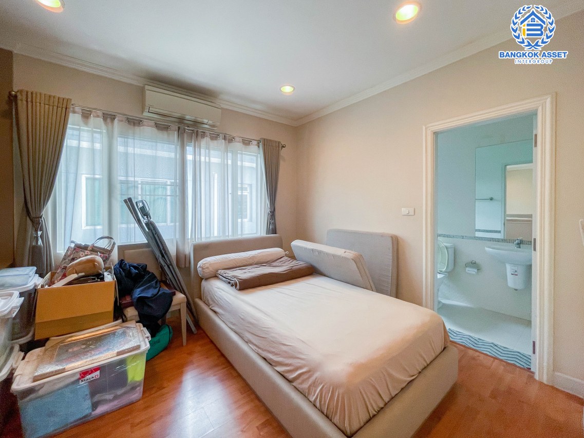 *****บ้านเดี่ยวมือสองนนทบุรี หมู่บ้าน ไลฟ์บางกอก บูเลอวาร์ด ราชพฤกษ์-รัตนาธิเบศร์ #หลังมุม เนื้อที่กว้างขวางถึง 58.1 ตร.ว. ฟังก์ชัน 5 ห้องนอน 4 ห้องน้ำ 2 ที่จอดรถ บนทำเลติดถนนราชพฤกษ์ เพียง 10 นาทีถึงรถไฟฟ้า "สถานีบางรักน้อยท่าอิฐ" แถมเฟอร์ฯ...