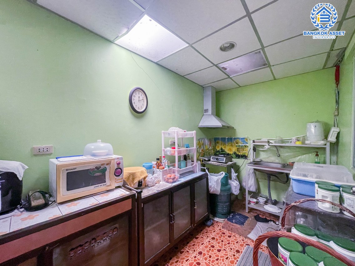 *****ทาวน์เฮ้าส์มือสองนนทบุรี ม.พฤกษา76 บางใหญ่-กาญจนาภิเษก เนื้อที่เกือบ 18 ตร.ว. ฟังก์ชัน 3 ห้องนอน 2 ห้องน้ำ บ้านสภาพดี แถมฟรี! 2 เครื่องปรับอากาศ ทำเลดี เดินทางสะดวก ใกล้เซ็นทรัลเวสต์เกต, รถไฟฟ้าสายสีม่วง "สถานีตลาดบางใหญ่" และทางด่วน "ศรีรัช"