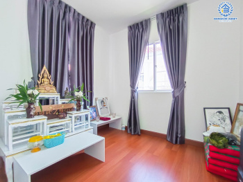 *****บ้านแฝดมือสองนนทบุรี ม.แลนซีโอ คริป ปิ่นเกล้า-พระราม5 เนื้อที่ 38.2 ตร.ว. ฟังก์ชัน 3 ห้องนอน 2 ห้องน้ำ 1 ที่จอดรถ บ้านสภาพสวย บนทำเลแห่งการเดินทาง ใกล้รถไฟฟ้าสายสีม่วง "สถานีตลาดบางใหญ่" และทางด่วน "ศรีรัช" จองเลย!