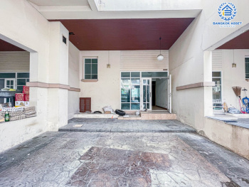 *****ทาวน์โฮมมือสองกรุงเทพมหานคร ม.บุษราคัมเพลส วิภาวดี-รังสิต เนื้อที่มากถึง 25.5 ตร.ว. ฟังก์ชันจัดเต็ม 5 ห้องนอน 5 ห้องน้ 2 ที่จอดรถ บนทำเลเยี่ยม ใกล้เซ็นทรัล ลาดพร้าว, รถไฟฟ้าสายสีน้ำเงิน "สถานีรัชดาภิเษก" ราคาพิเศษสุดในโครงการ!