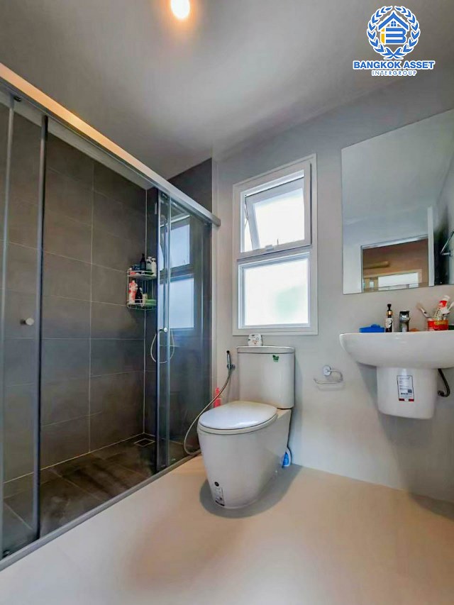 *****บ้านเดี่ยวมือสองกรุงเทพฯ ม.ศุภาลัยวิลล์ เพชรเกษม เนื้อที่กว้างขวางถึง 54.5 ตร.ว. ฟังก์ชัน 3 ห้องนอน 3 ห้องน้ำ 2 ที่จอดรถ บนทำเลเชื่อมต่อทุกการเดินทาง ใกล้เดอะมอล์ บางแค, รถไฟฟ้าสายสีน้ำเงิน "สถานีหลักสอง" ห้ามพลาด!