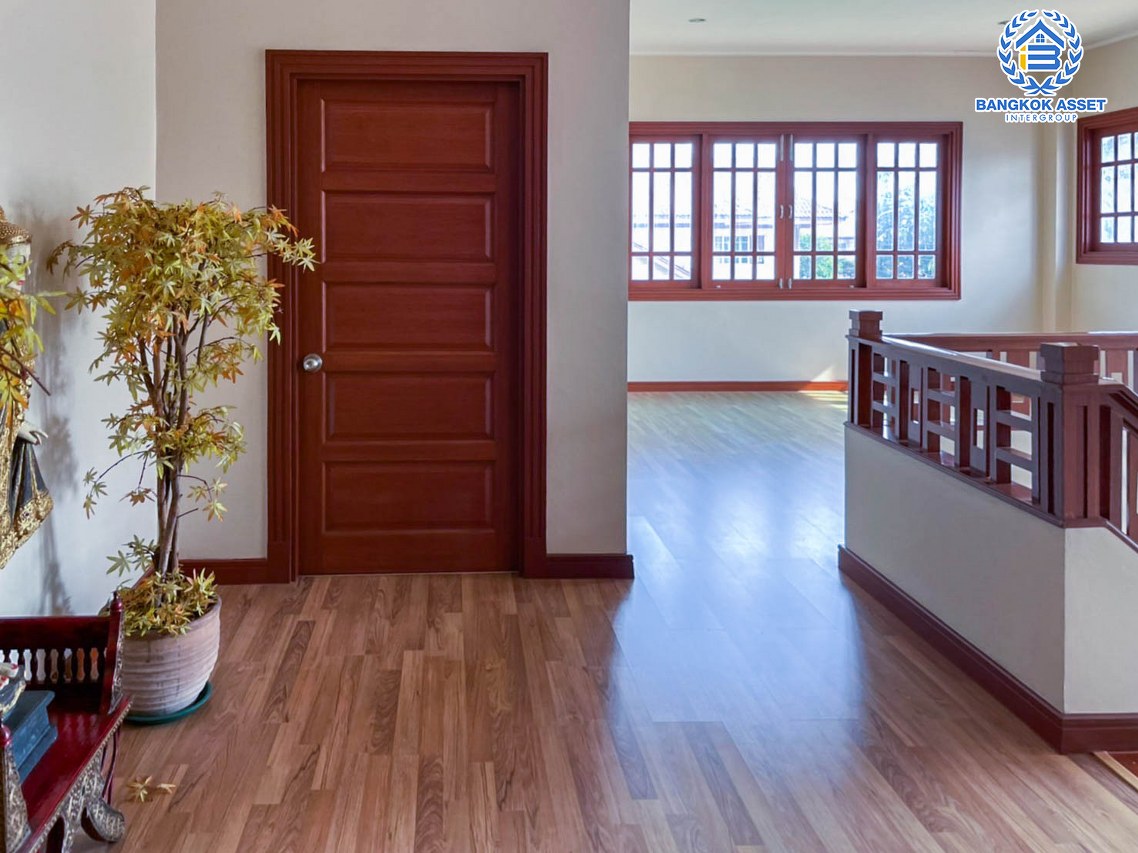 *****บ้านเดี่ยวมือสอง นนทบุรี ม.ปัญฐิญา พระราม5 เนื้อที่ 201.30 ตร.ว. ฟังก์ชัน 5 ห้องนอน 5 ห้องน้ำ 4 ที่จอดรถ ตกแต่งดีไซน์ทันสมัย ภายในสวย เนื้อที่กว้างขวาง บนทำเลคุณภาพ เชื่อมต่อถนนนครอินทร์, ถนนราชพฤกษ์ ใกล้รถไฟฟ้าสายสีม่วง "สถานีแยกติวานนท์" และทางด่วน "ศรีรัช" จองเลย!