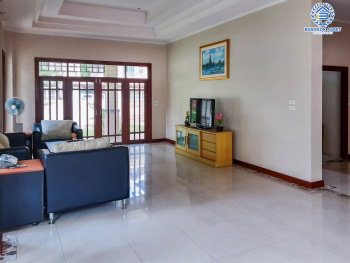 *****บ้านเดี่ยวมือสอง นนทบุรี ม.ปัญฐิญา พระราม5 เนื้อที่ 201.30 ตร.ว. ฟังก์ชัน 5 ห้องนอน 5 ห้องน้ำ 4 ที่จอดรถ ตกแต่งดีไซน์ทันสมัย ภายในสวย เนื้อที่กว้างขวาง บนทำเลคุณภาพ เชื่อมต่อถนนนครอินทร์, ถนนราชพฤกษ์ ใกล้รถไฟฟ้าสายสีม่วง "สถานีแยกติวานนท์" และทางด่วน "ศรีรัช" จองเลย!