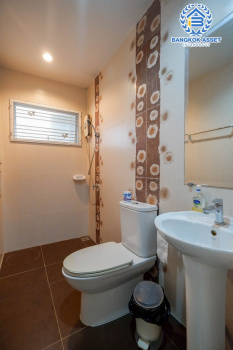 *****บ้านแฝดมือสอง นนทบุรี ม.มายอิสระ พระราม5 หลังมุม! เนื้อที่	70.30 ตร.ว. ฟังก์ชัน 3 ห้องนอน 3 ห้องน้ำ 2 ที่จอดรถ บรรยากาศดี บนพื้นที่กว้างขวาง พร้อมเข้าอยู่ได้ทันที! โครงการตั้งบนทำเลโซนเมือง เชื่อมต่อหลายเส้นทาง เข้า-ออกได้ทั้งทาง นครอินทร์ และสะพานเจษฎาบดินทร์ฯ ใกล้รถไฟฟ้าสายสีม่วง "สถานีแยกติวานนท์" จองเลย!