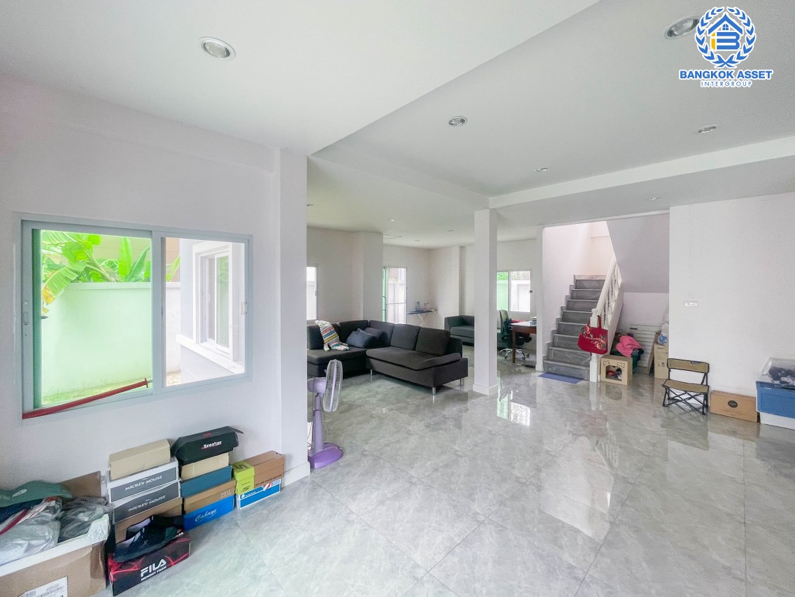 บ้านเดี่ยวมือสองกรุงเทพฯ ม.กฤษดานคร20 ปิ่นเกล้า เนื้อที่กว้างขวาสุดถึง 83 ตร.ว. ฟังก์ชัน 3 ห้องนอน 3 ห้องน้ำ 1 ที่จอดรถ แถมฟรี! 3 เครื่องปรับอากาศ ทำเลดี ใกล้ทางด่วน "กาญจนาภิเษก", ม.มหิดล และเซ็นทรัลปิ่นเกล้า