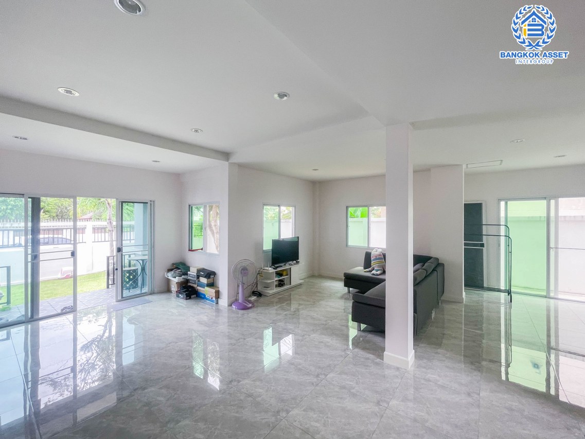 บ้านเดี่ยวมือสองกรุงเทพฯ ม.กฤษดานคร20 ปิ่นเกล้า เนื้อที่กว้างขวาสุดถึง 83 ตร.ว. ฟังก์ชัน 3 ห้องนอน 3 ห้องน้ำ 1 ที่จอดรถ แถมฟรี! 3 เครื่องปรับอากาศ ทำเลดี ใกล้ทางด่วน "กาญจนาภิเษก", ม.มหิดล และเซ็นทรัลปิ่นเกล้า