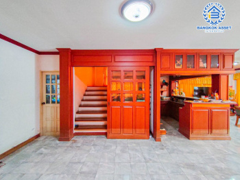 *****บ้านเดี่ยวมือสองกรุงเทพฯ ม.บ้านชมเพลิน เพชรเกษม เนื้อที่กว้างสุดถึง 75 ตร.ว. ฟังก์ชัน 3 ห้องนอน 3 ห้องน้ำ 2 ที่จอดรถ บ้านพร้อมอยู่ ทำเลเดินทางสะดวก เพียง 20 นาทีถึงรถไฟฟ้าสายสีน้ำเงิน "สถานีหลักสอง" ในราคาถูก!