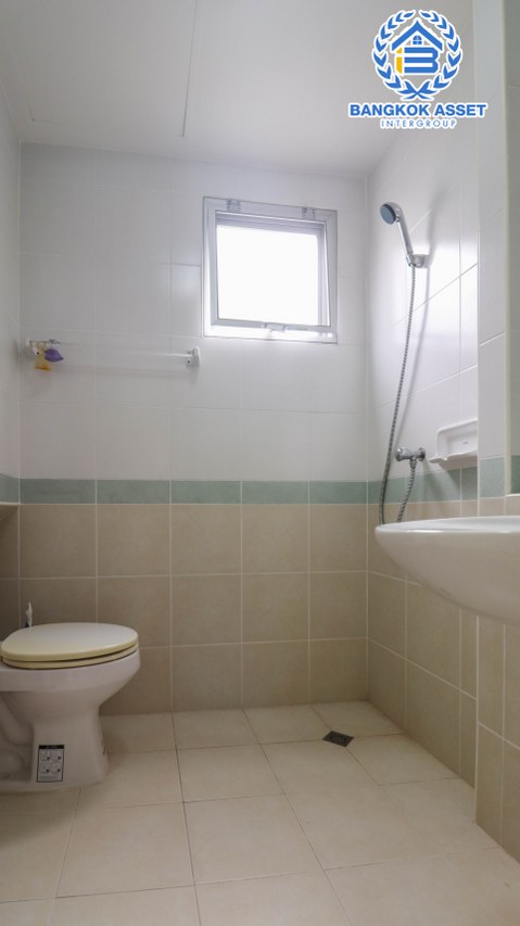 บ้านเดี่ยวมือสองนนทบุรี กาญจนาภิเษก ม.พฤกษ์ลดา1 บางใหญ่ เนื้อที่ 50 ตร.ว ฟังก์ชัน 3 ห้องนอน 2 ห้องน้ำ 2 ที่จอดรถ บ้านสวยพร้อมอยู่สภาพดี อยู่ใกล้รถไฟฟ้าสายสีม่วง "สถานีคลองบางไผ่" และห้างสรรพสินค้า "เซ็นทรัลเวสต์เกต"...