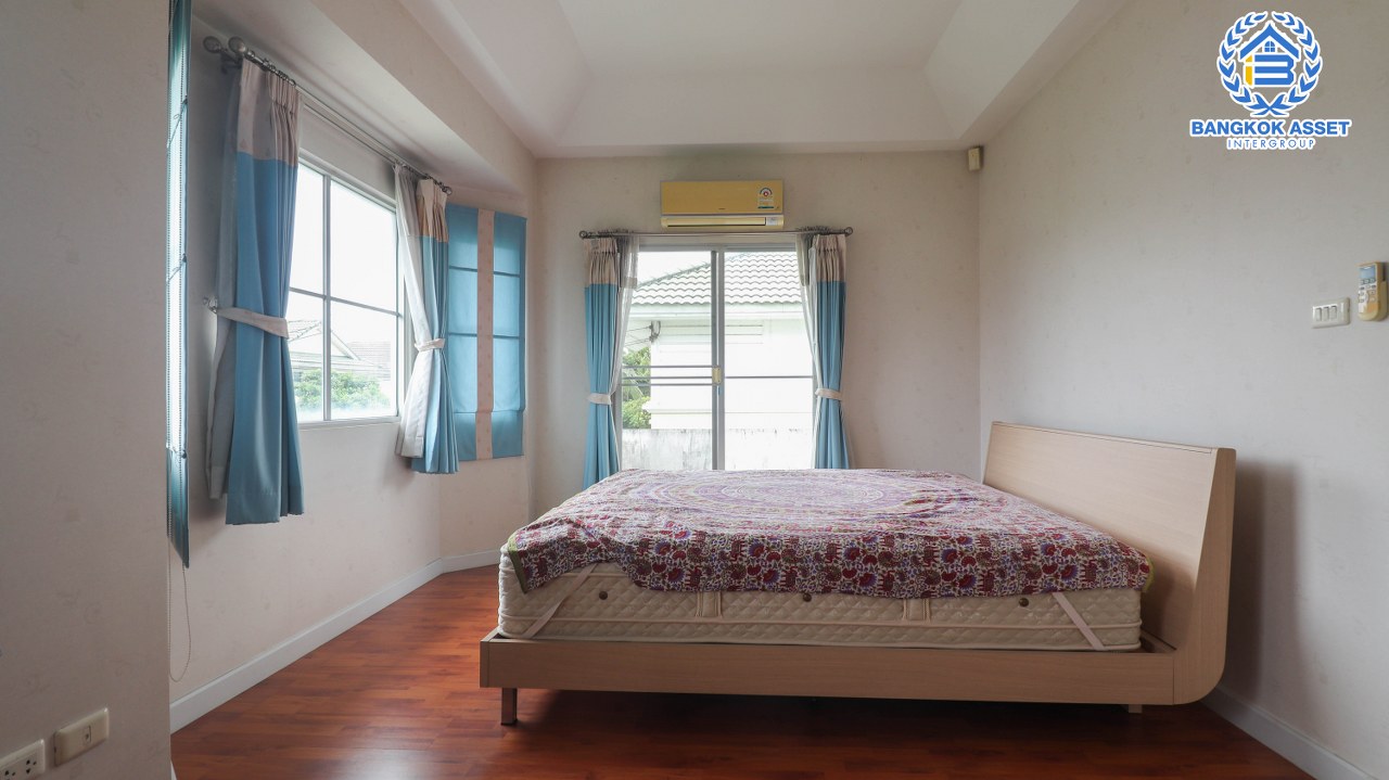 บ้านเดี่ยวมือสองนนทบุรี กาญจนาภิเษก ม.พฤกษ์ลดา1 บางใหญ่ เนื้อที่ 50 ตร.ว ฟังก์ชัน 3 ห้องนอน 2 ห้องน้ำ 2 ที่จอดรถ บ้านสวยพร้อมอยู่สภาพดี อยู่ใกล้รถไฟฟ้าสายสีม่วง "สถานีคลองบางไผ่" และห้างสรรพสินค้า "เซ็นทรัลเวสต์เกต"...