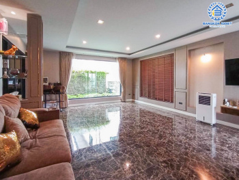 บ้านเดี่ยวมือสองกรุงเทพมหานคร เพชรเกษม ม.ซีรีน เพชรเกษม-พุทธมณฑล สาย 3 เนื้อที่ 54.4 ตร.ว ฟังก์ชัน 4 ห้องนอน 3 ห้องน้ำ 2 ที่จอดรถ ฟรี! เครื่องปรับอากาศ 6 เครื่อง ห้องตกแต่งใหม่สภาพดี พร้อมส่วนกลางสระว่ายน้ำและฟิตเนส