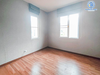 บ้านเดี่ยวมือสองปทุมธานี ม.ฮาบิเทีย ราชพฤกษ์-345 เนื้อที่ 52.06 ตร.ว ฟังก์ชัน 3 ห้องนอน 3 ห้องน้ำ 3 ที่จอดรถ ถนนกว้าง บนทำเลแห่งการเดินทาง เชื่อมต่อถนนกรุงเทพ-ปทุมธานี  ใกล้จุดขึ้นทางด่วน "ทางหลวงหมายเลข 9"