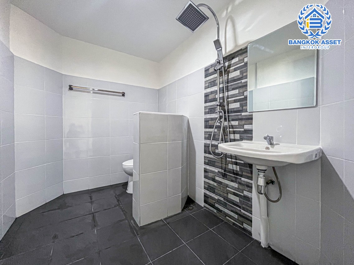 *****ทาวน์เฮาส์มือสองนนทบุรี บางบัวทอง ม.พิมลราช1 บ้านกล้วย-ไทรน้อย หลังมุม เนื้อที่ 28 ตร.ว ฟังก์ชัน 3 ห้องน้ำ 2 ห้องน้ำ 1 ที่่จอดรถ พร้อมตกแต่งใหม่ เชื่อมต่อถนนบ้านกล้วย-ไทรน้อย ถนนกาญจนาภิเษก ใกล้ทางหลวงพิเศษหมายเลข 9 จองเลย!