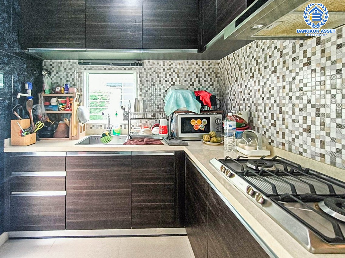 บ้านเดี่ยวมือสองสมุทรสาคร ม.คณาสิริ พระราม2-วงแหวน เนื้อที่กว้างสุดคุ้ม 50 ตร.ว พร้อมฟังก์ชัน 3 ห้องนอน 3 ห้องน้ำ 2 ที่จอดรถ เหมาะสำหรับทุกครอบครัว สภาพบ้านสวย และสะอาด แถมฟรี! เครื่องปรับอากาศ 4 เครื่อง ที่สุดแห่งการเดินทาง ใกล้จุดขึ้นทางด่วน "พระราม 2"