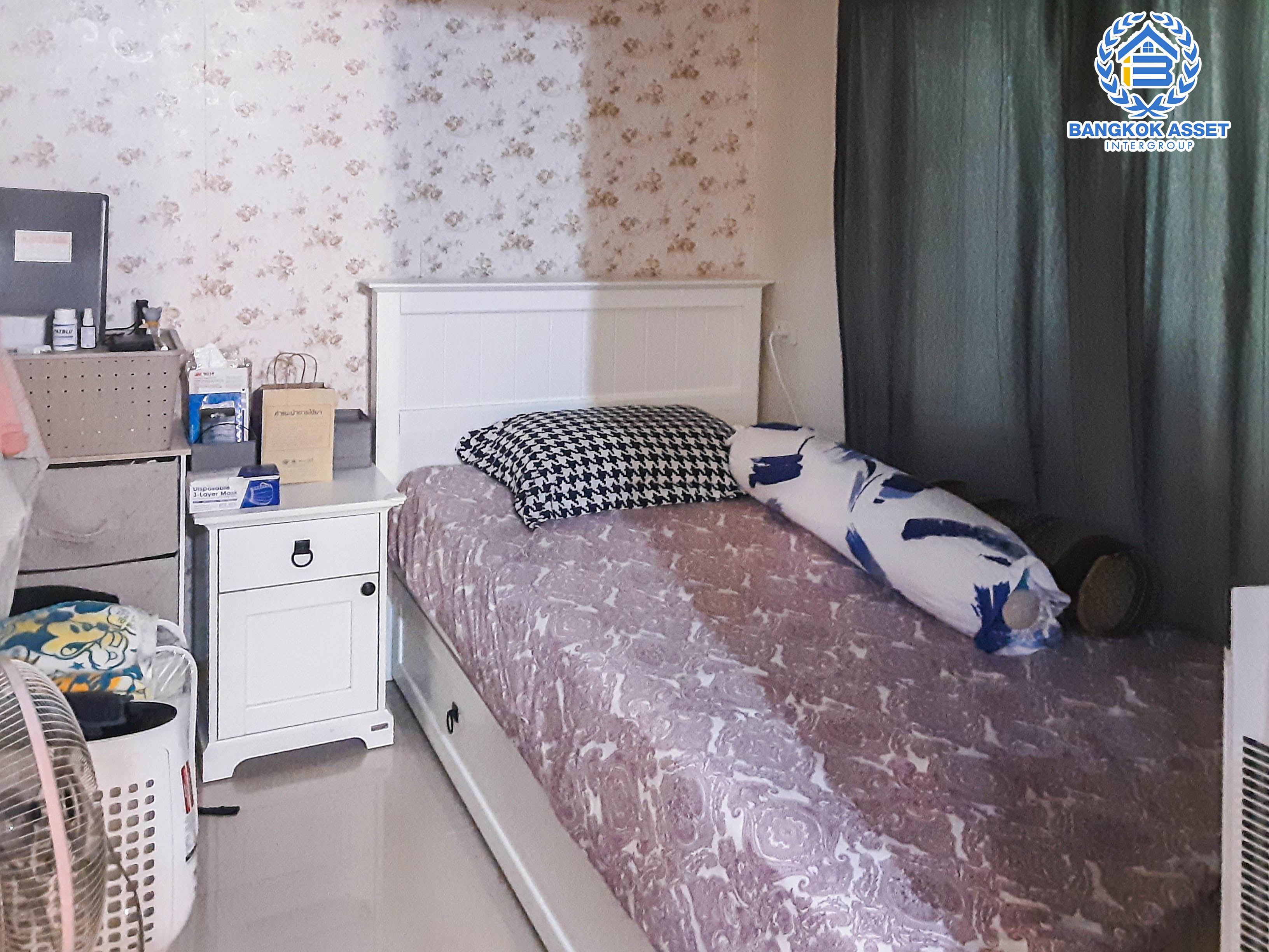 *****ทาวน์เฮ้าส์มือสอง นนทบุรี ม.โกลเด้นทาวน์ รัตนาธิเบศร์-สถานีรถไฟฟ้าบางพลู เนื้อที่ 21.20 ตร.ว. ฟังก์ชัน 4 ห้องนอน 3 ห้องน้ำ 2 ที่จอดรถ ภายในตกแต่งทันสมัย ฟรี! เครื่องปรับอากาศ บนทำเลเดินทางสะดวก เชื่อมต่อถนนรัตนาธิเบศร์ ใกล้รถไฟฟ้าสายสีม่วง "สถานีบางพลู" และจุดขึ้นทางด่วน "ศรีรัช-วงแหวนรอบนอก"